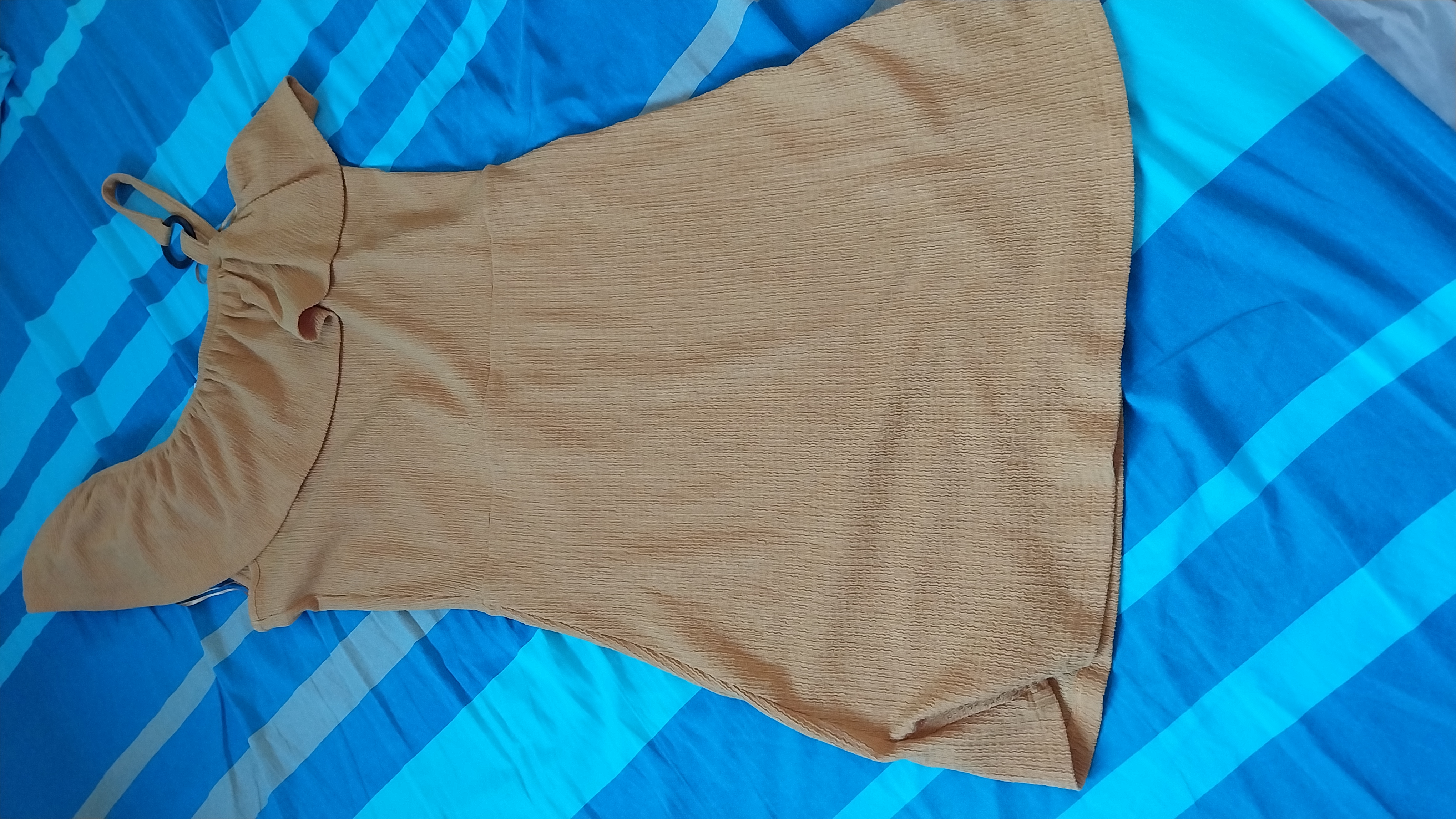Robe jaune