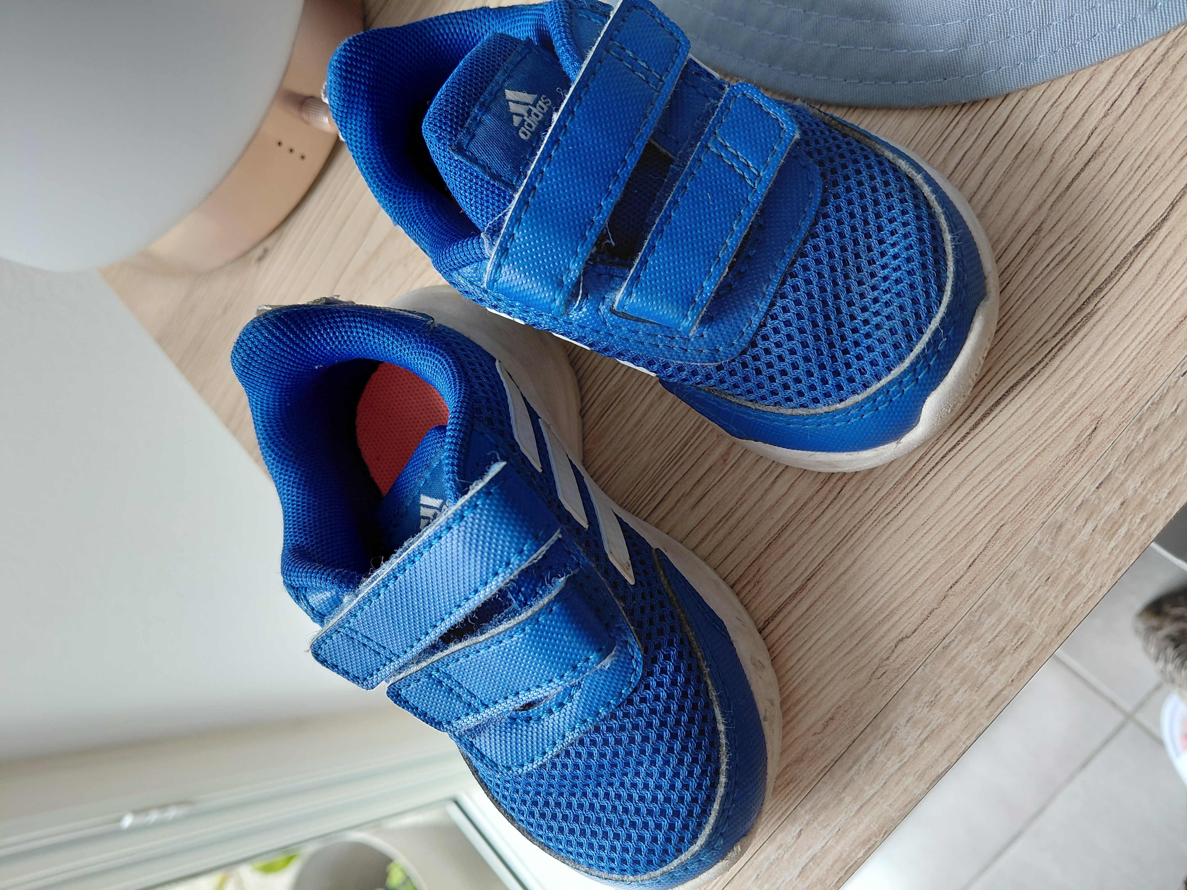 Basket taille 20