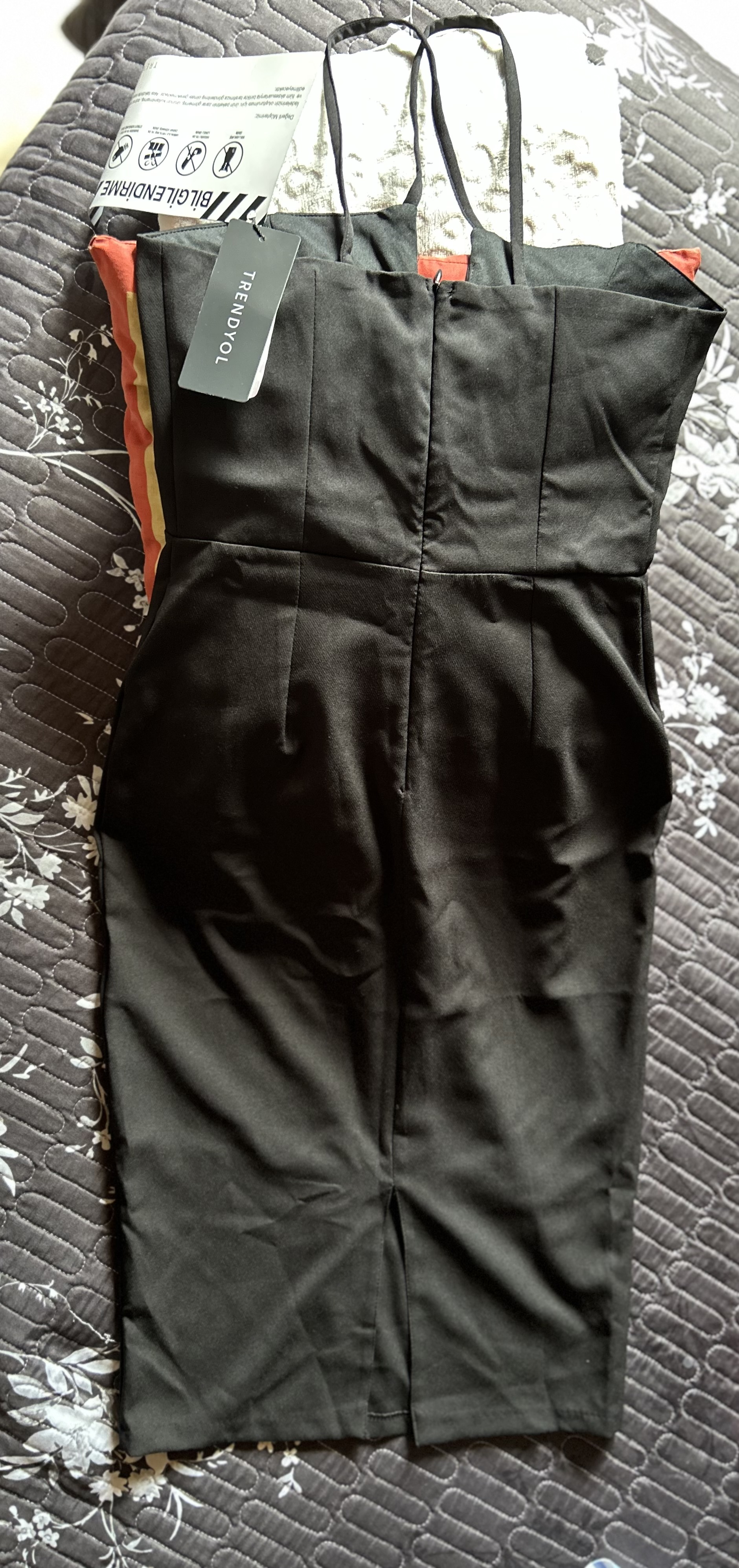 Robe noire