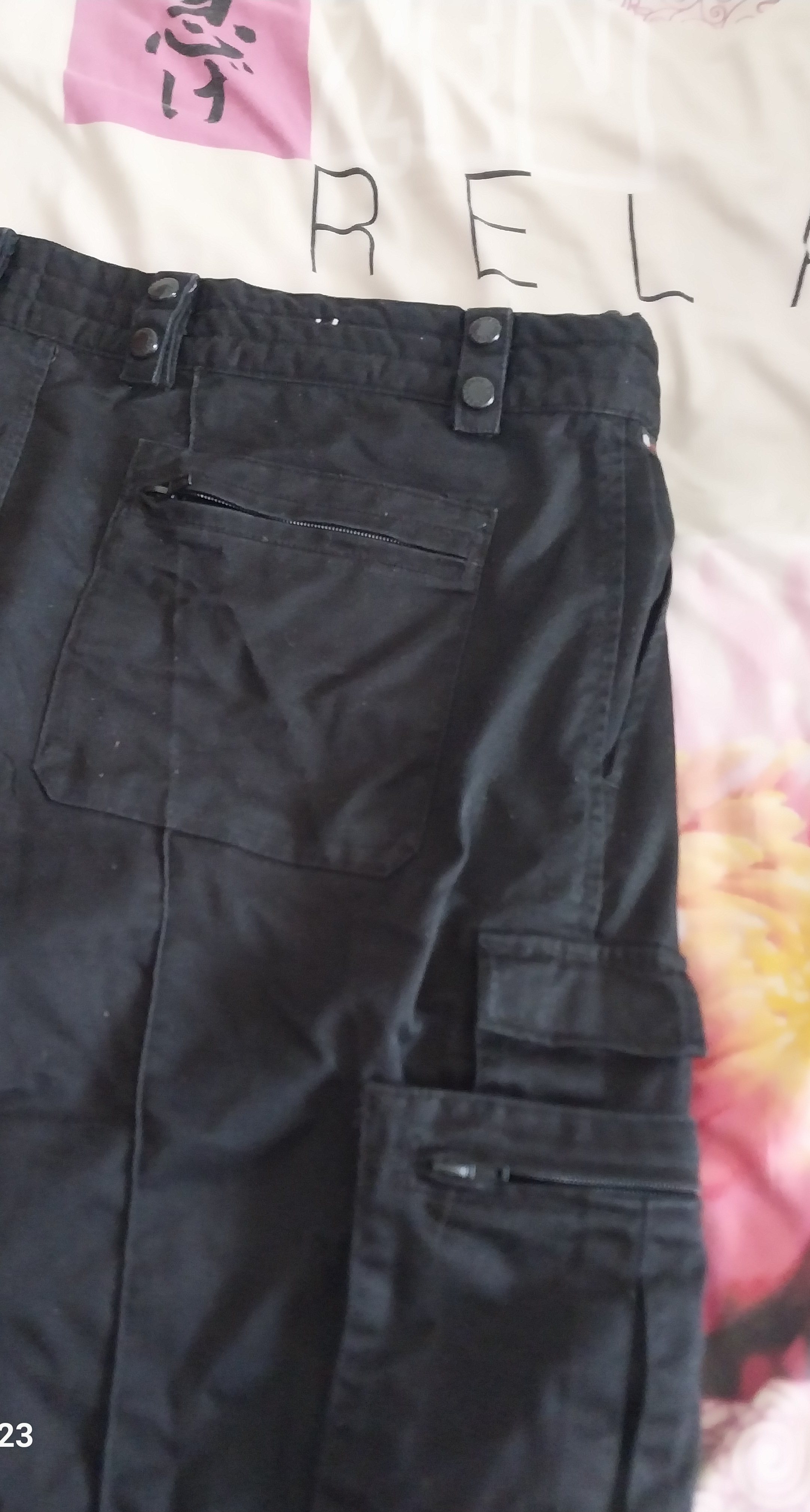 Pantalon cargo multipoches
