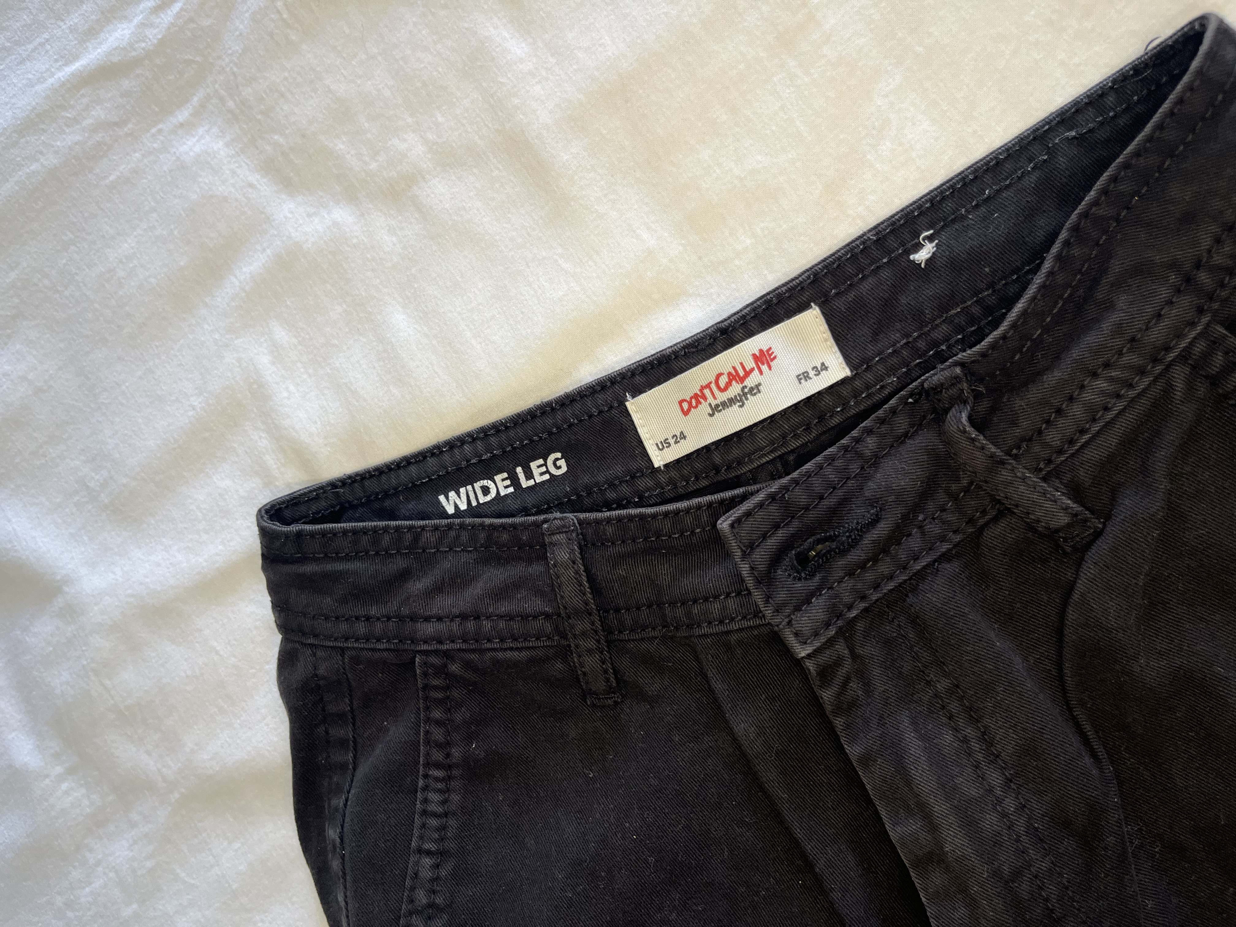 Pantalon cargo noir – T34