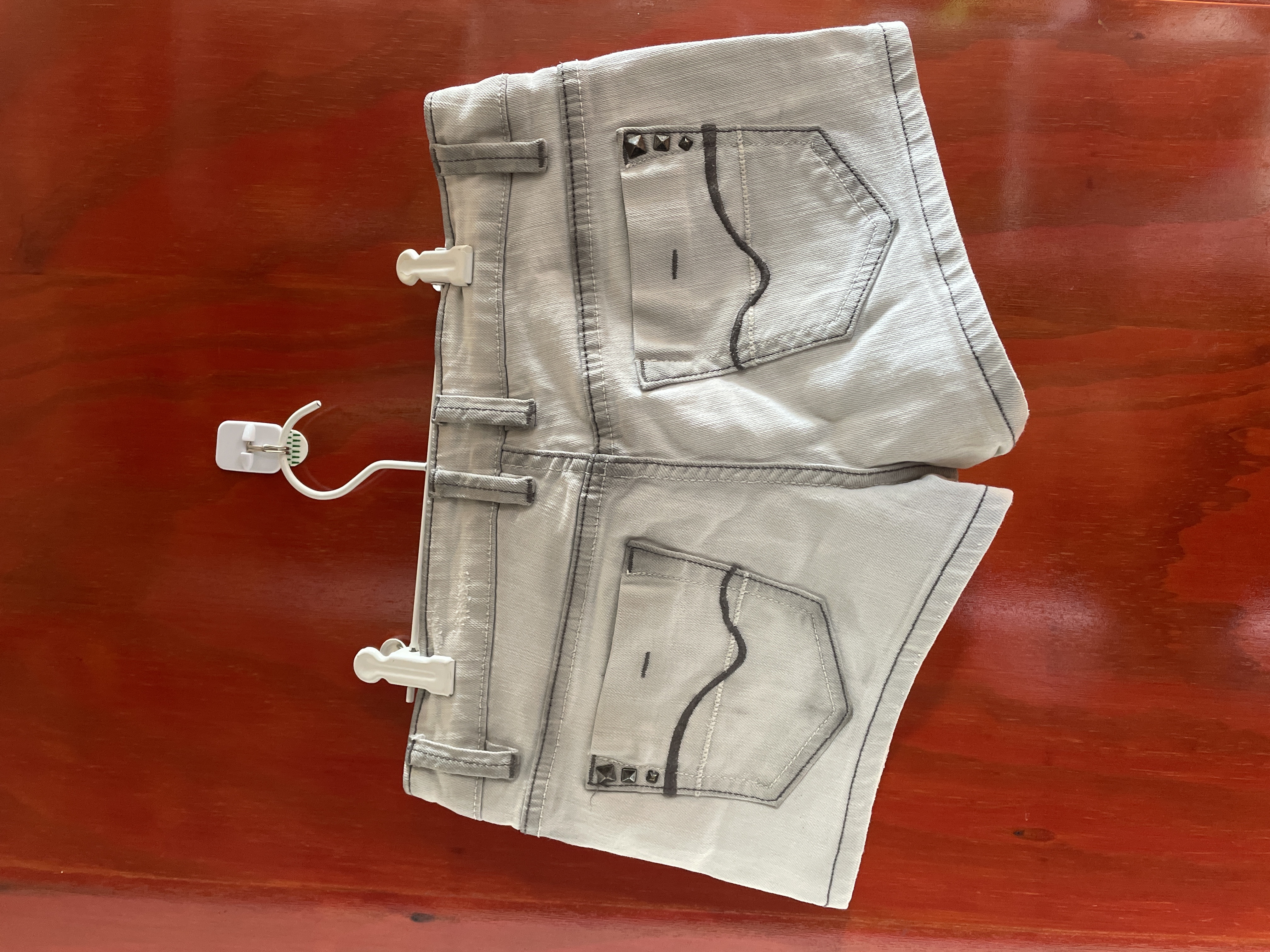 Short à vendre