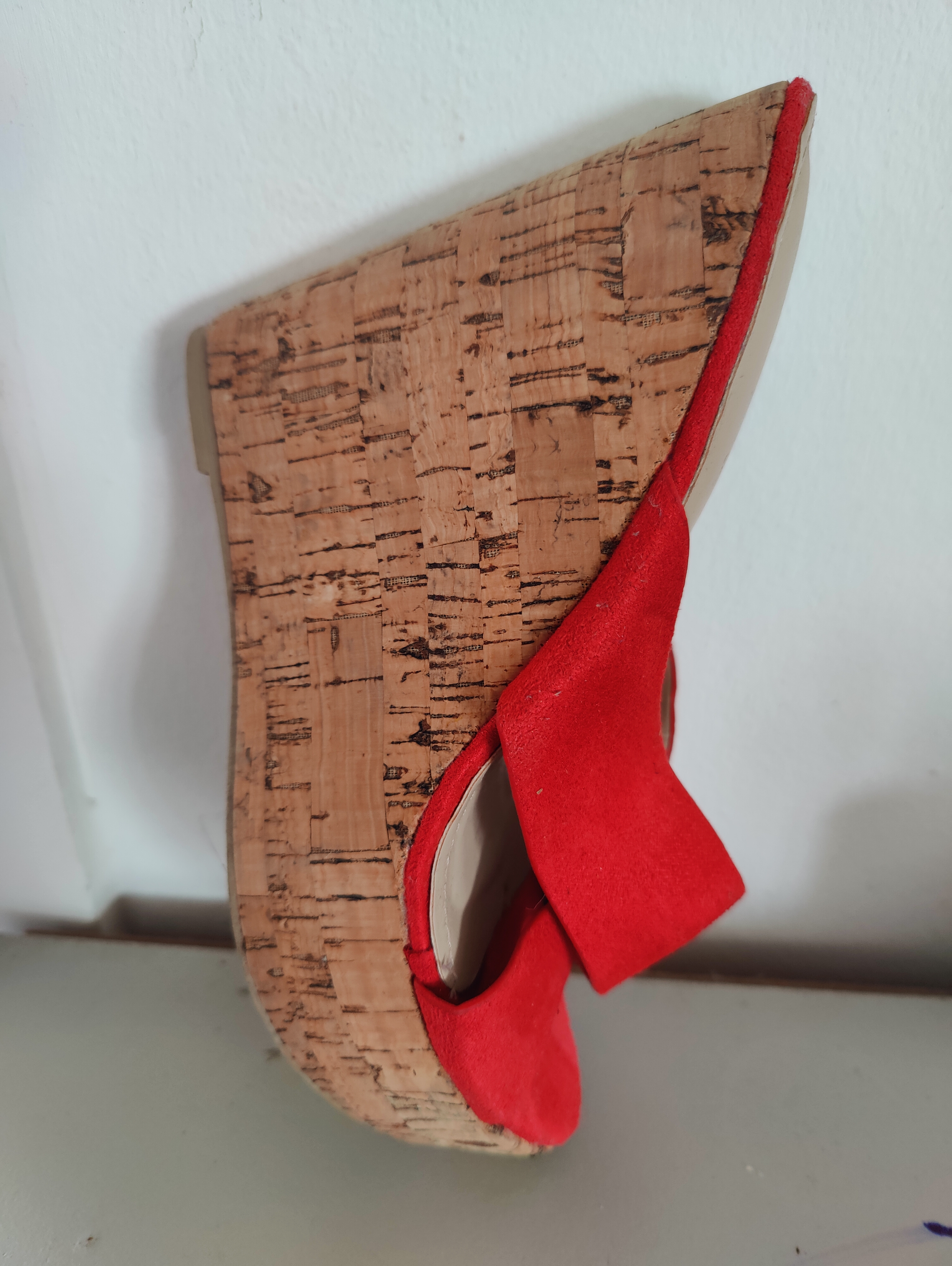 Savate compensées rouge