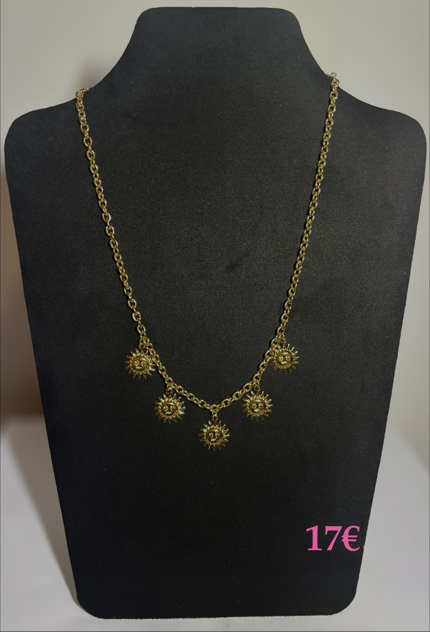 Collier lueur dorée
