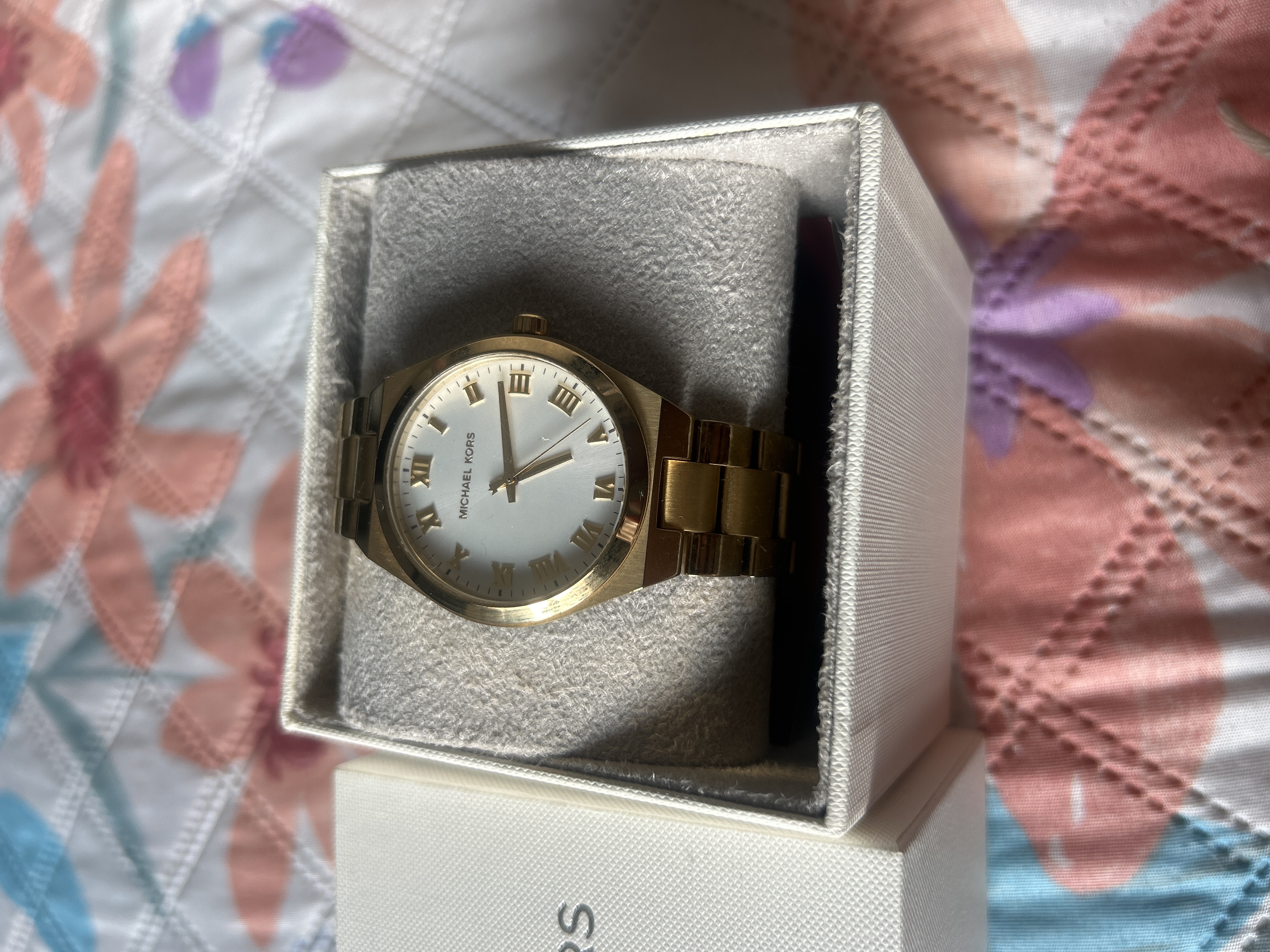 Montre Michael lors