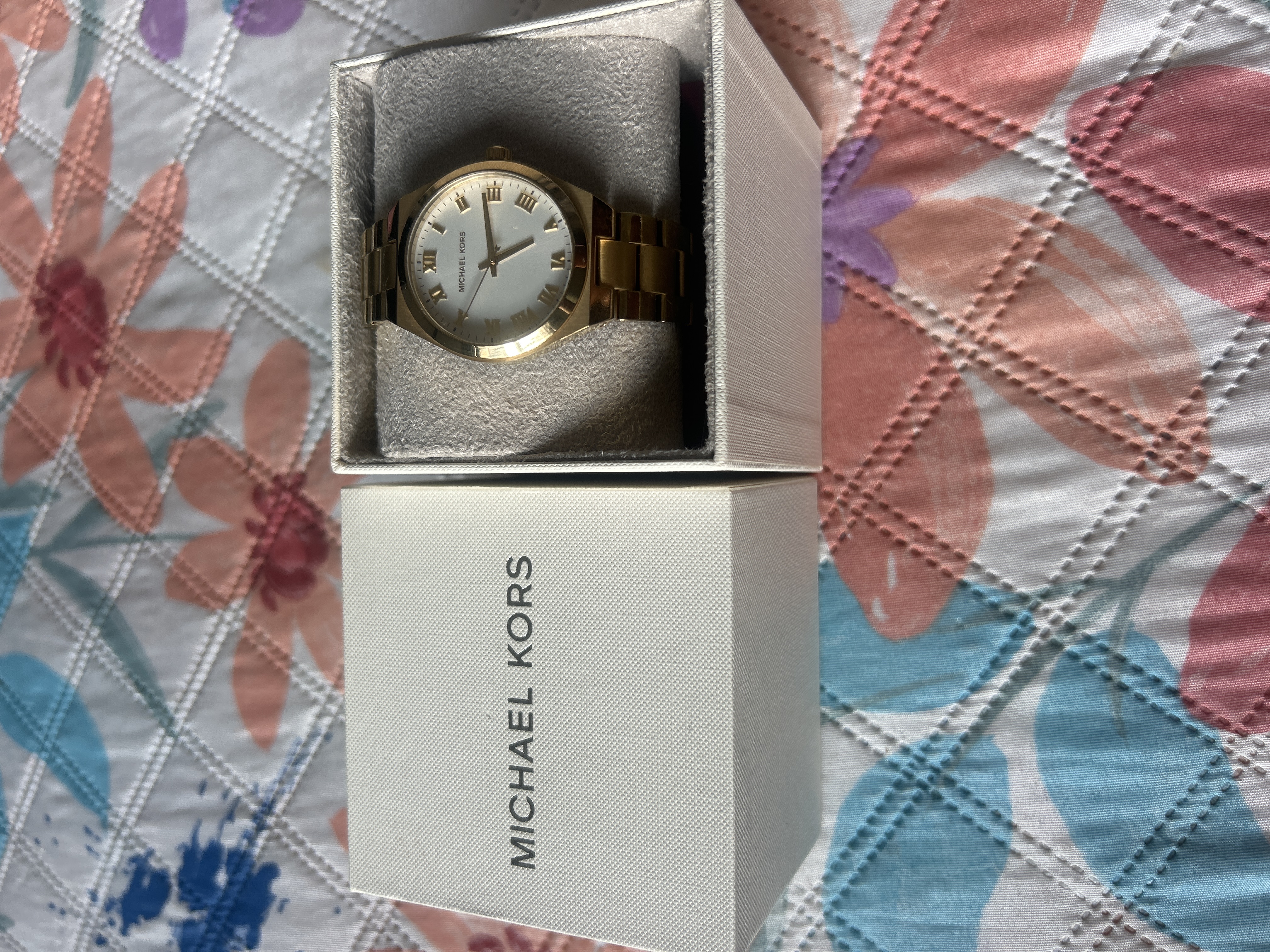 Montre Michael lors