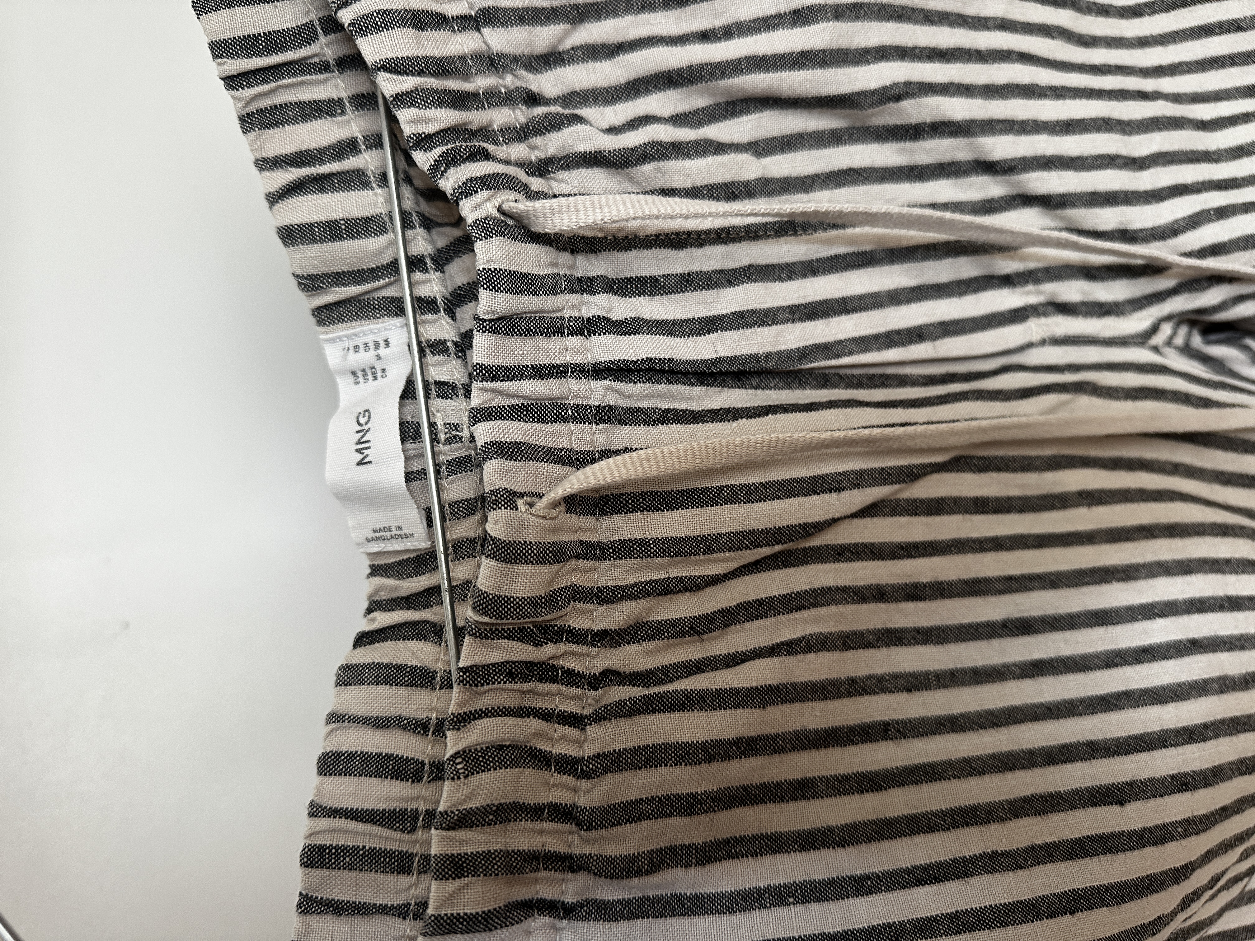 Pantalon à rayures Mango taille S