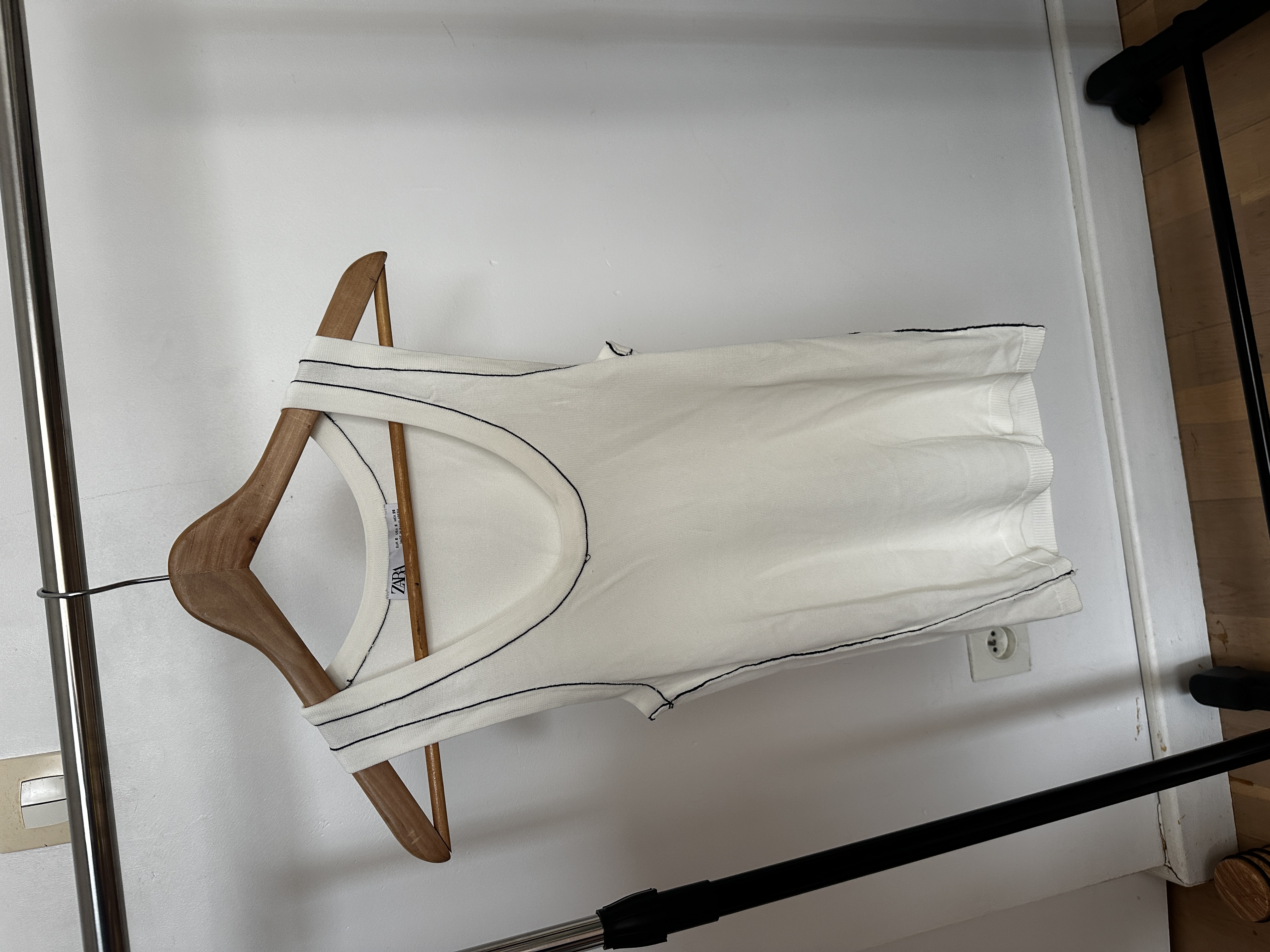 Débardeur Zara blanc et fil noir S