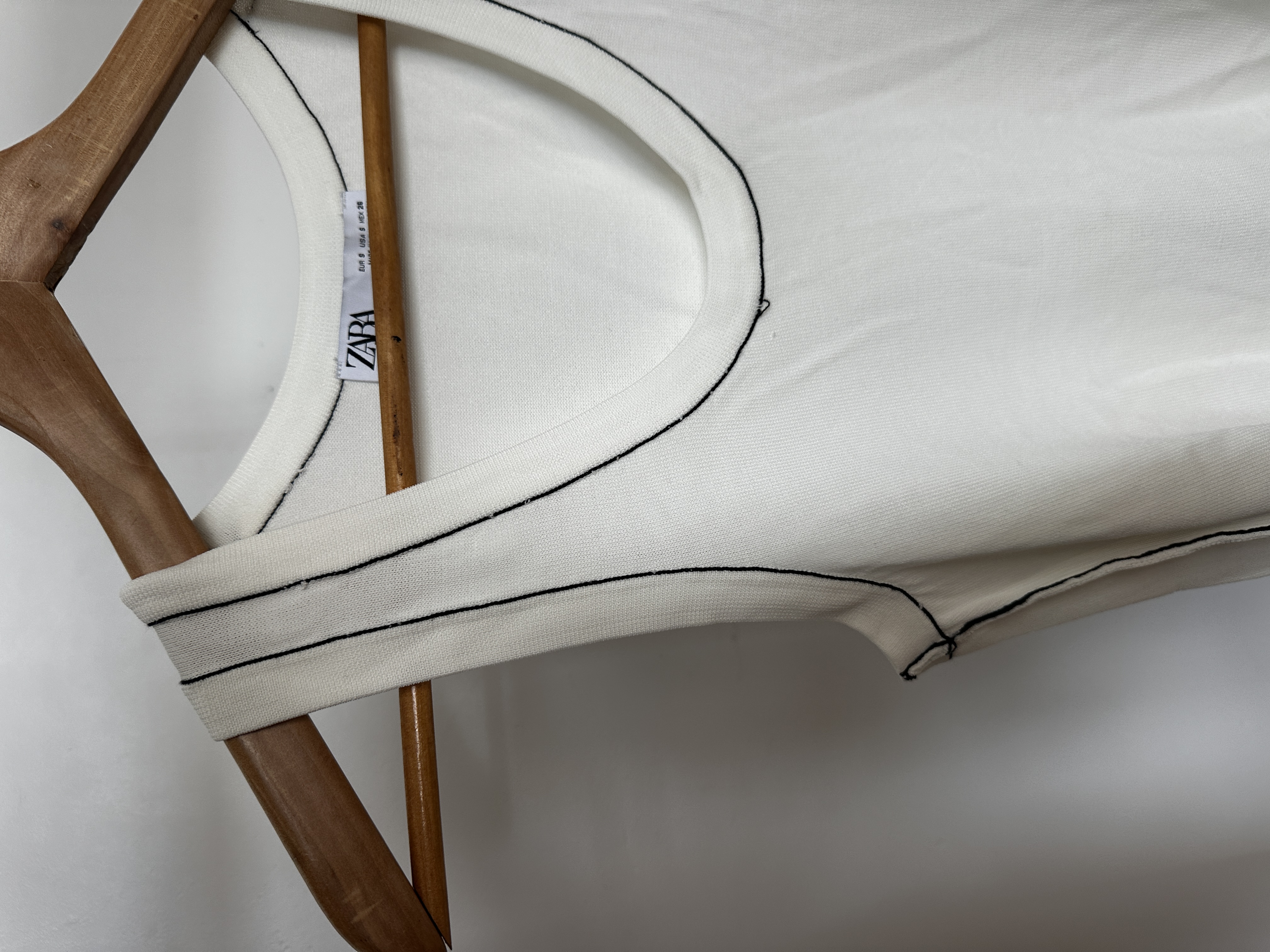 Débardeur Zara blanc et fil noir S