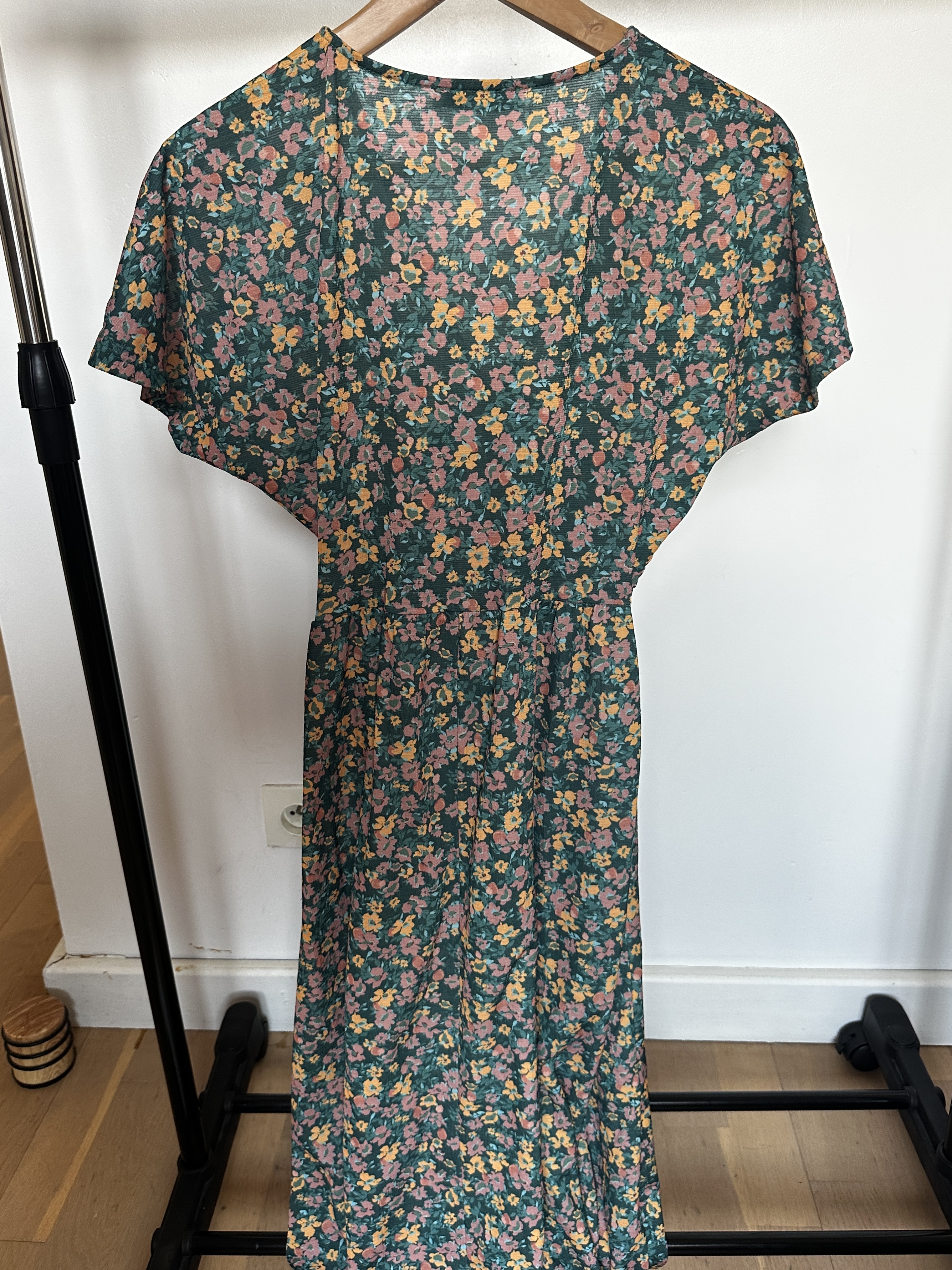 Robe longue fleurie Pull and Bear S