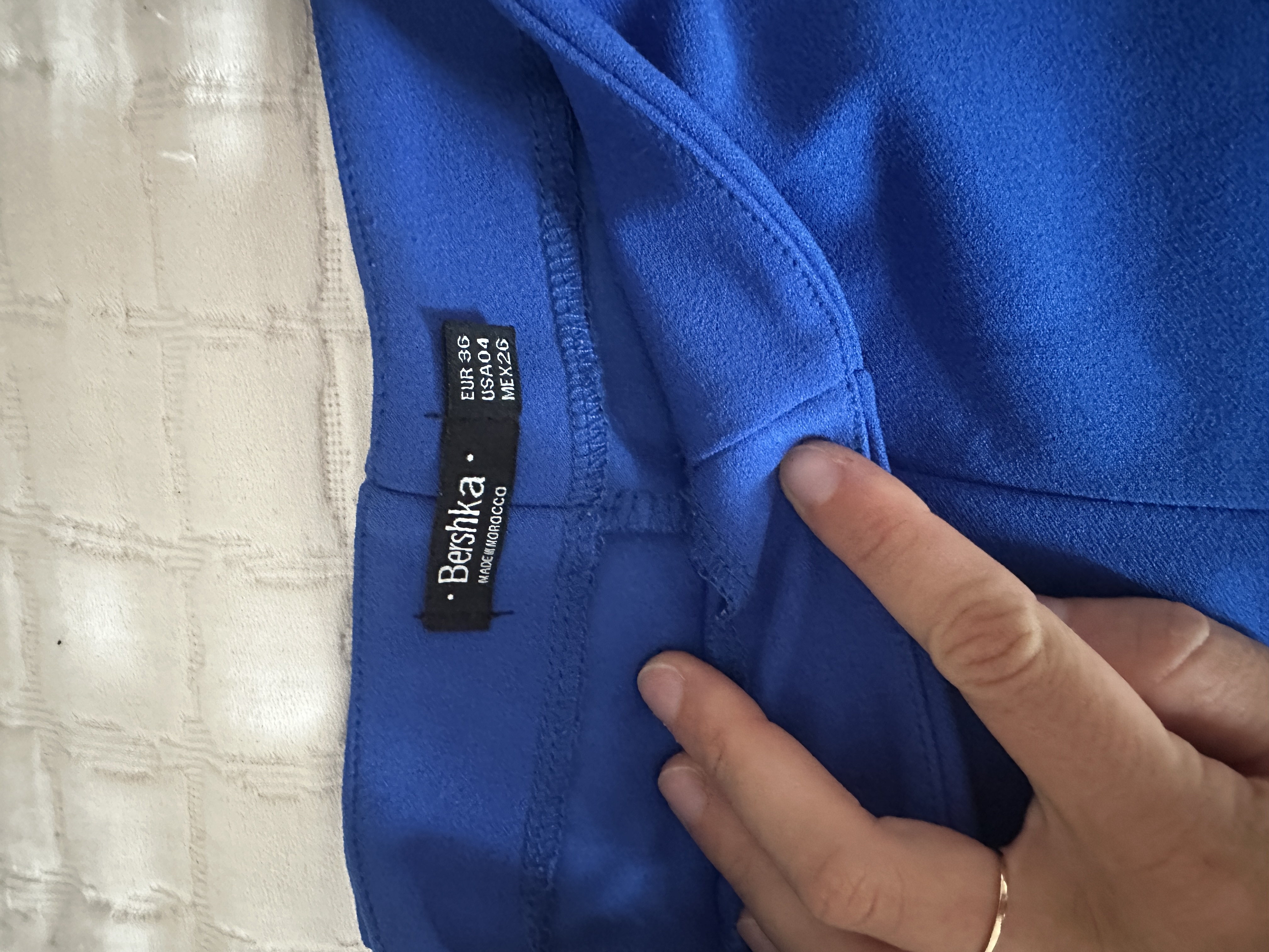 Short à volant bleu Bershka S