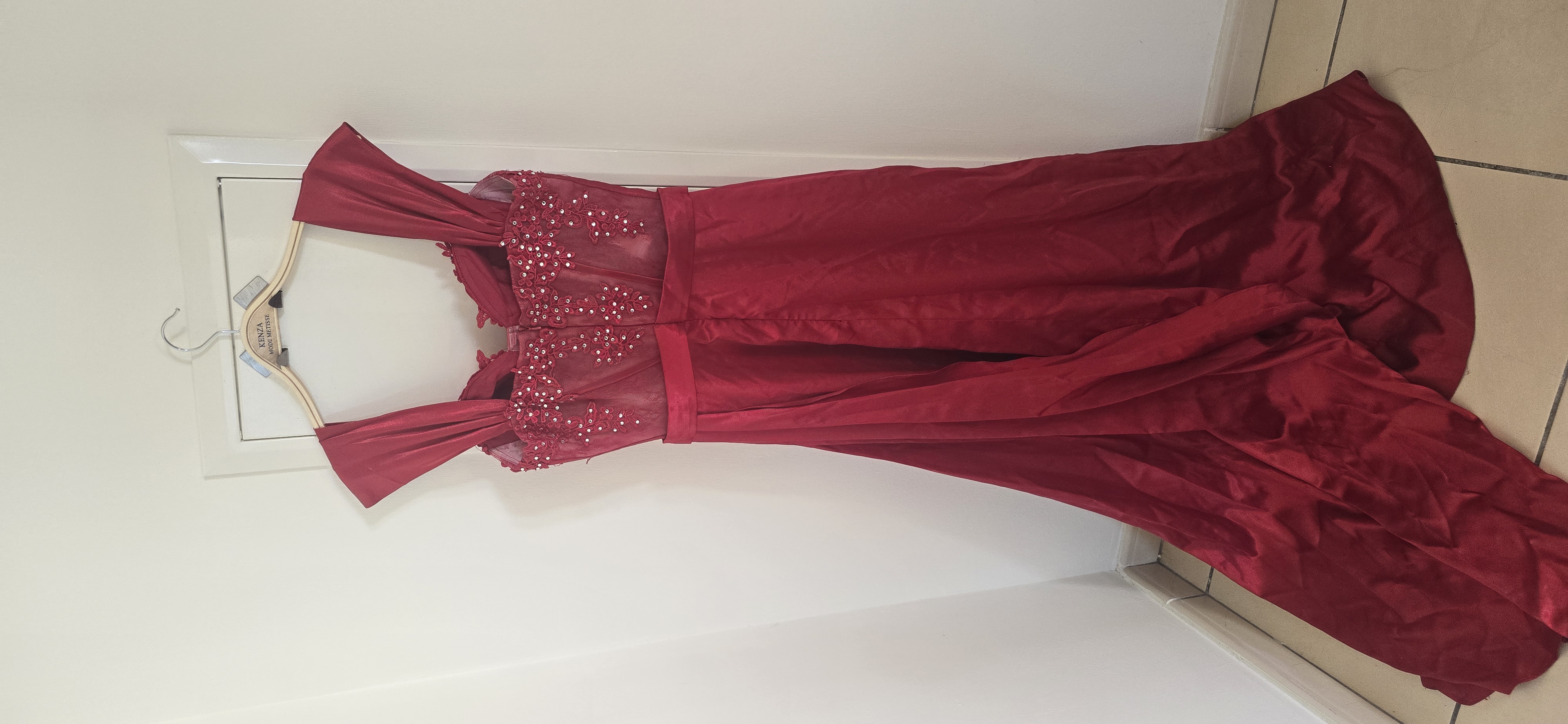 Robe rouge bustier