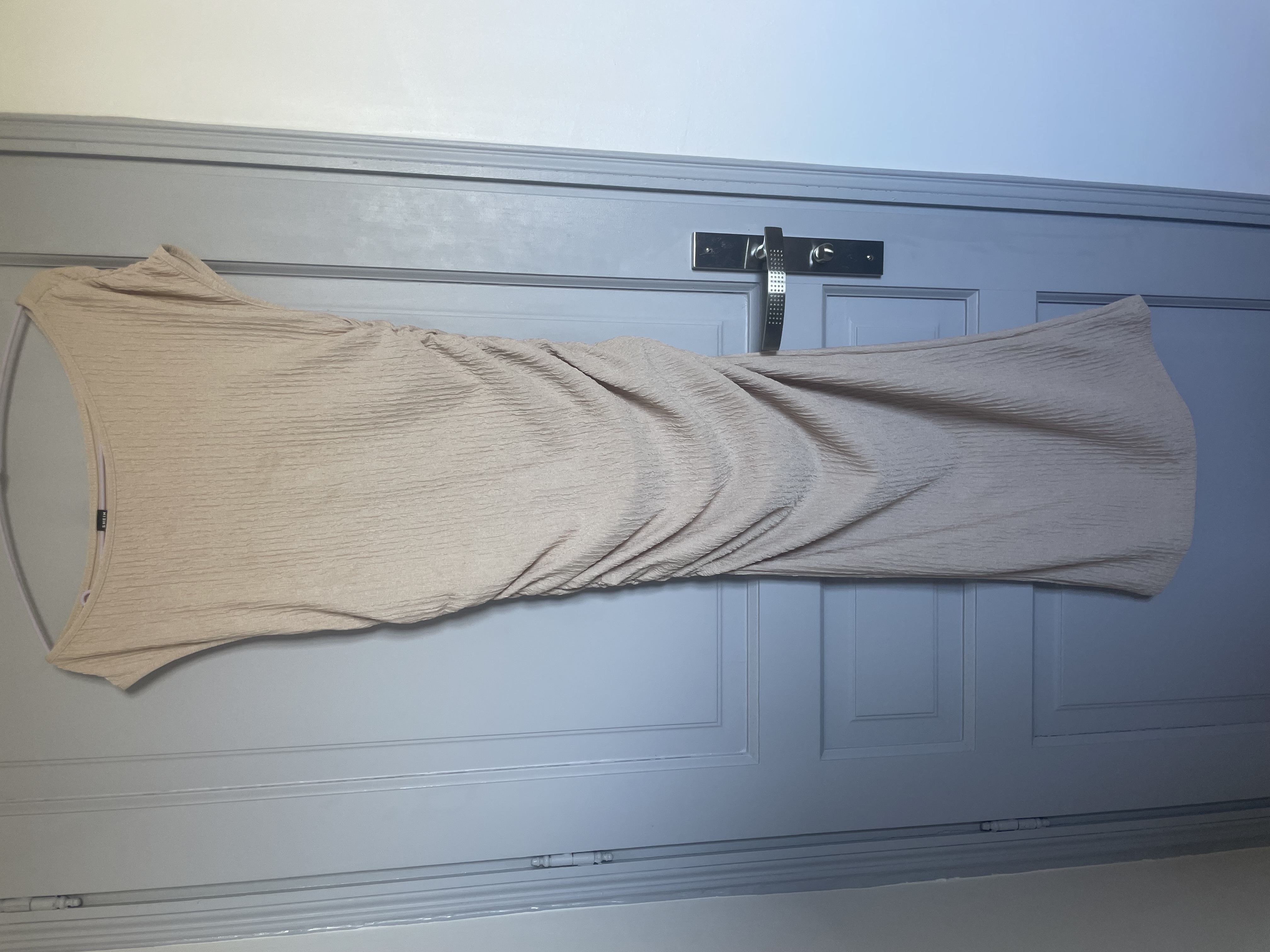 Magnifique Robes beiges