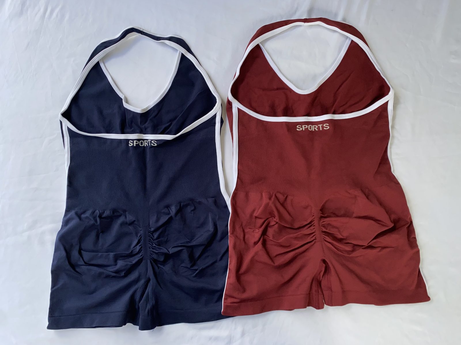 Combinaisons de sport