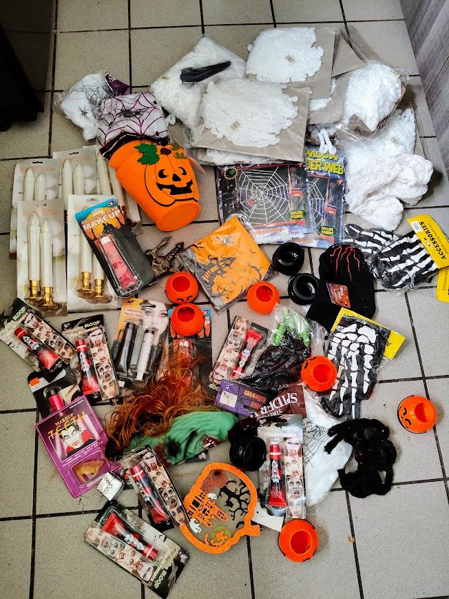 Gros lot de Déco d'halloween neuf
