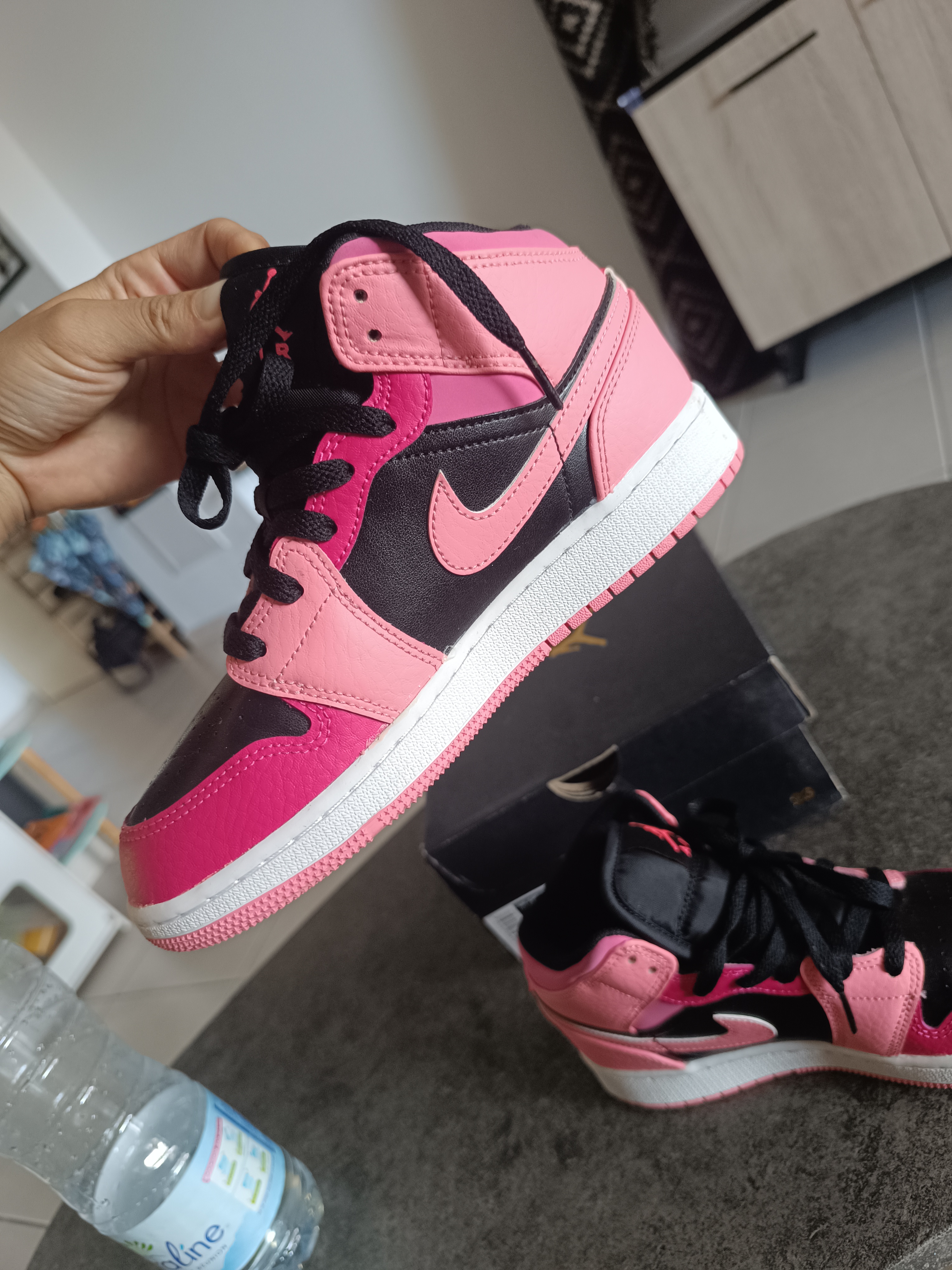 Air jordan mid rare