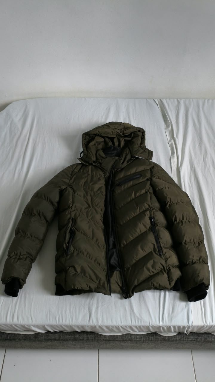 Veste matelassée kaki à capuche — XL