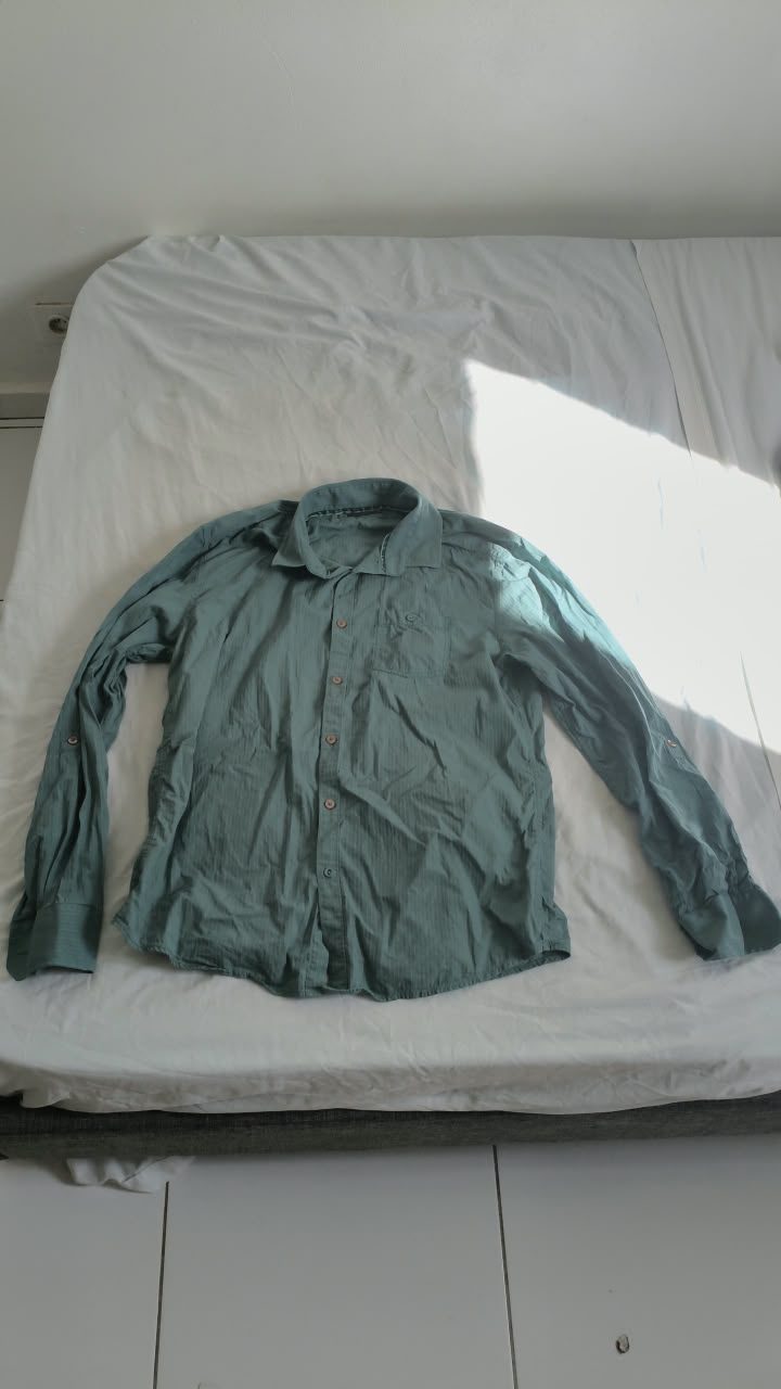 Chemise vert bleuté, manches longues — XL