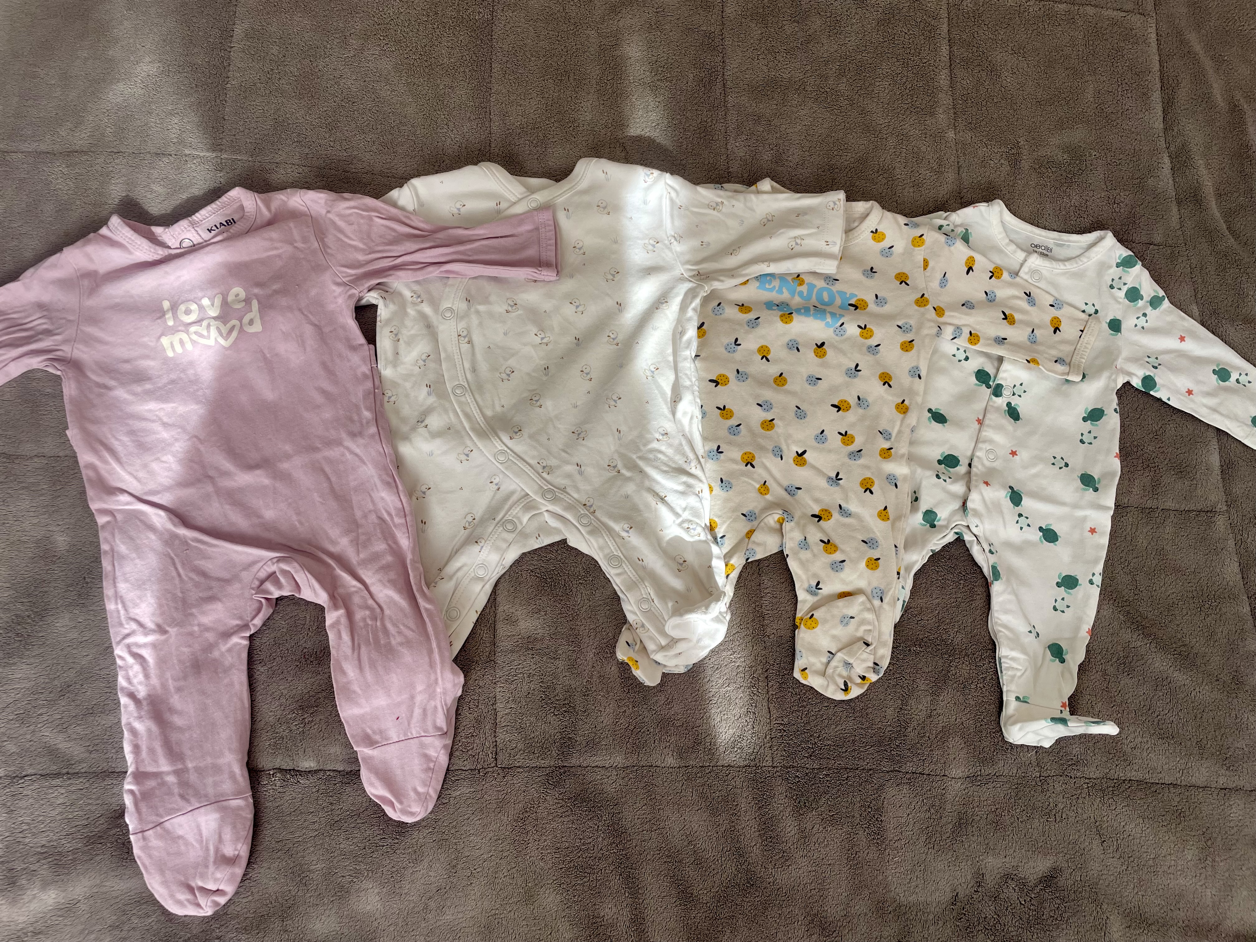 Lot de 8 pyjamas coton