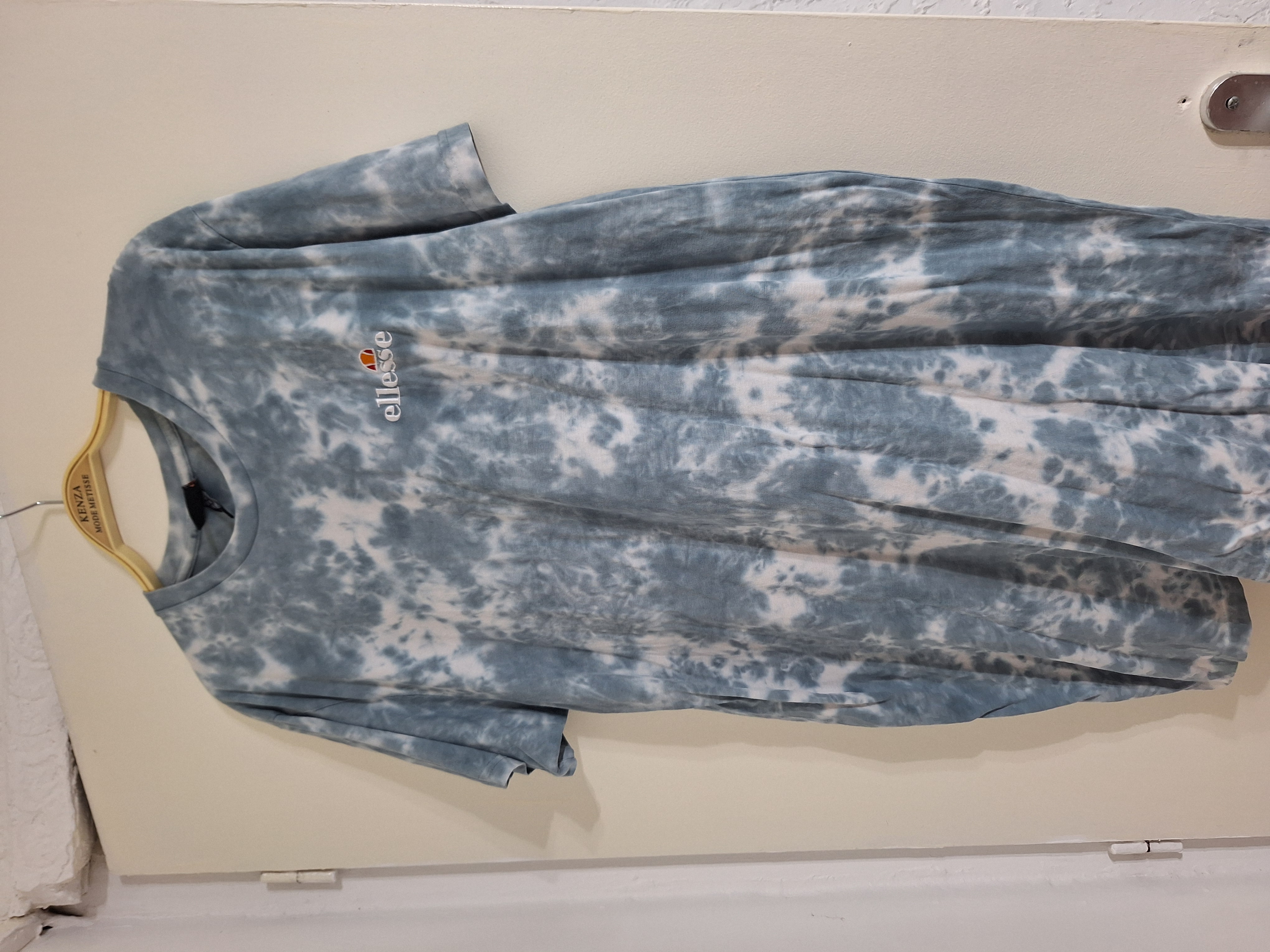 Robe tee shirt  ellesse xl