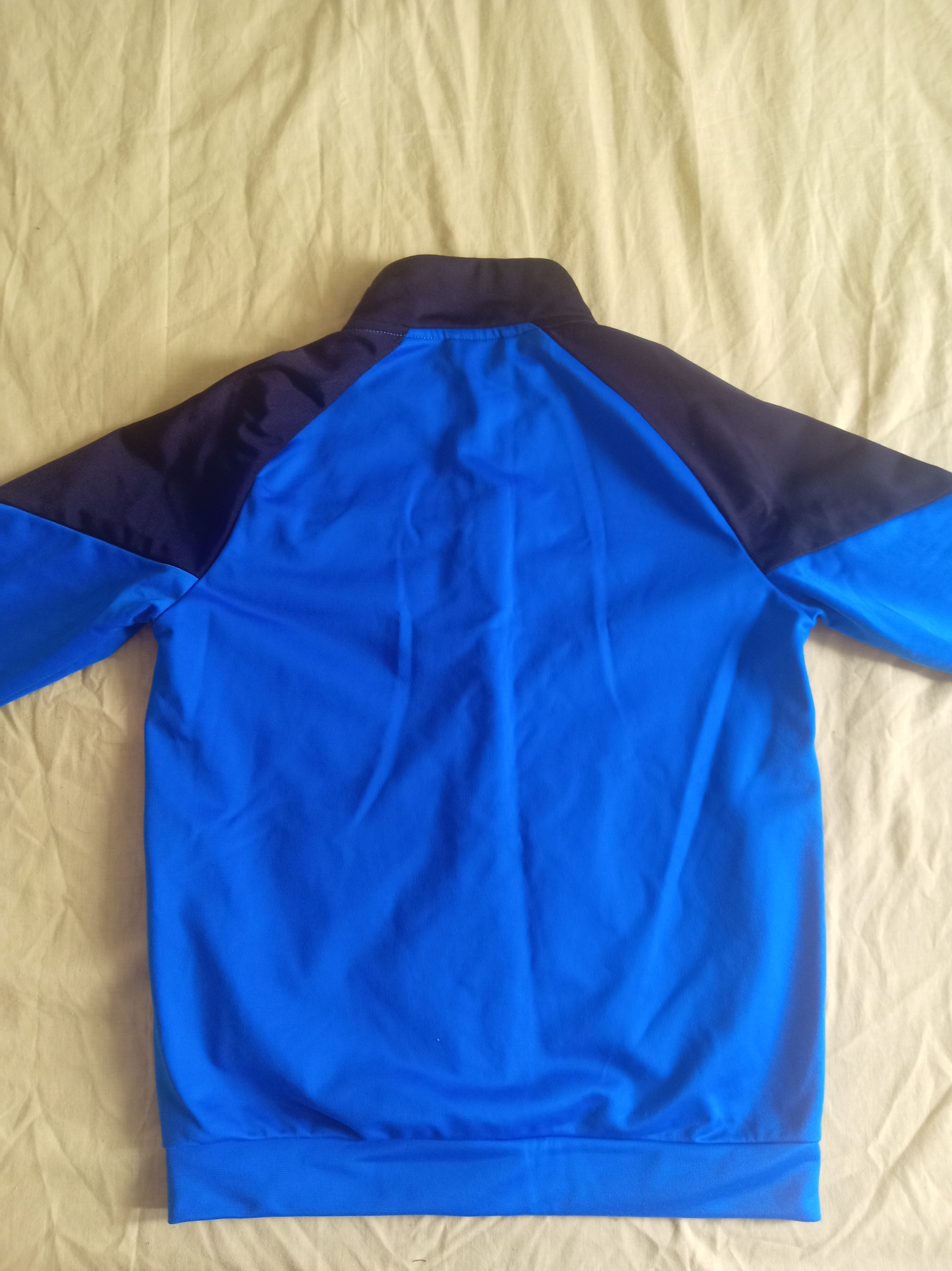Vends veste Puma