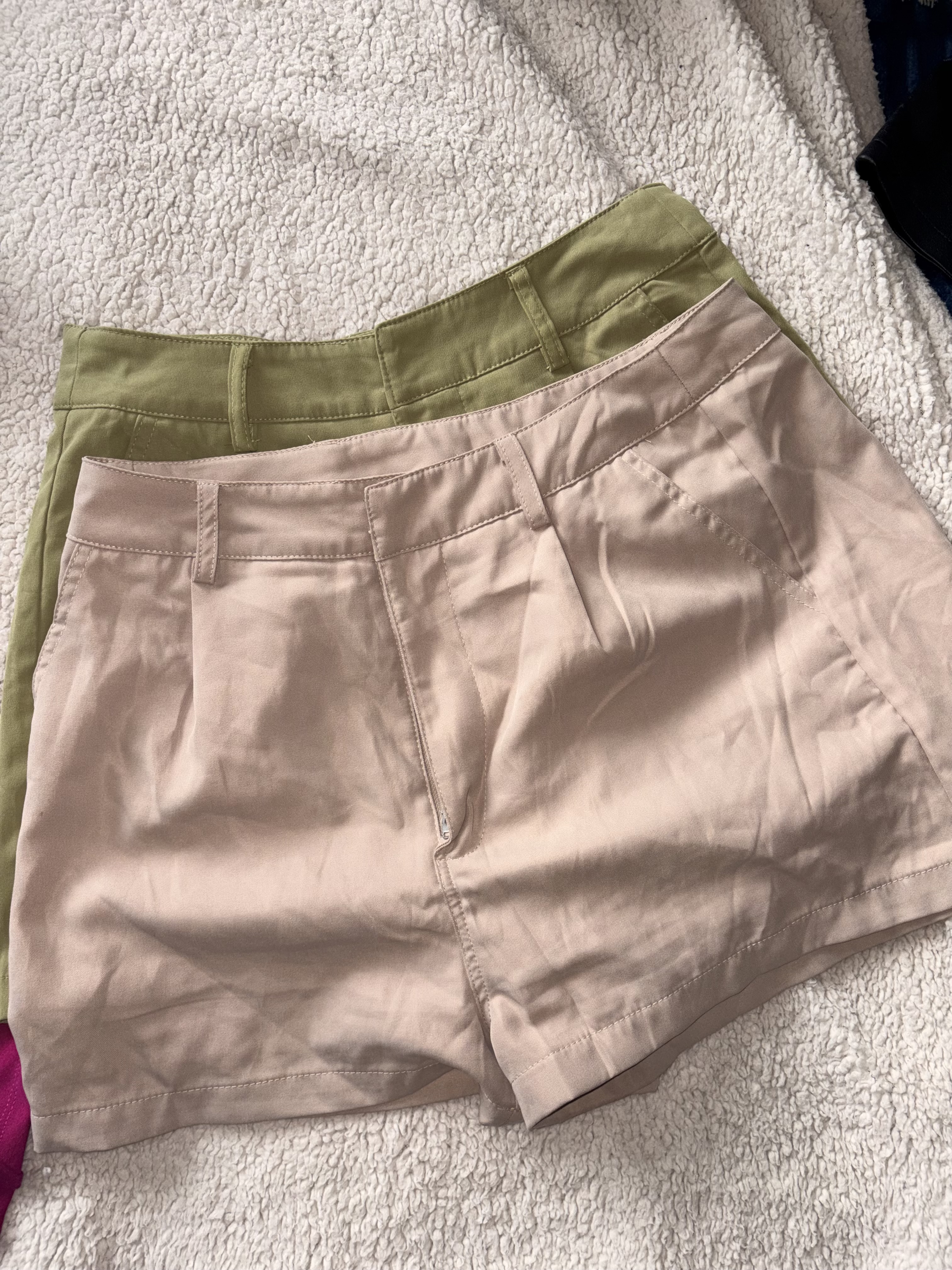 Vend lot de 2 shorts