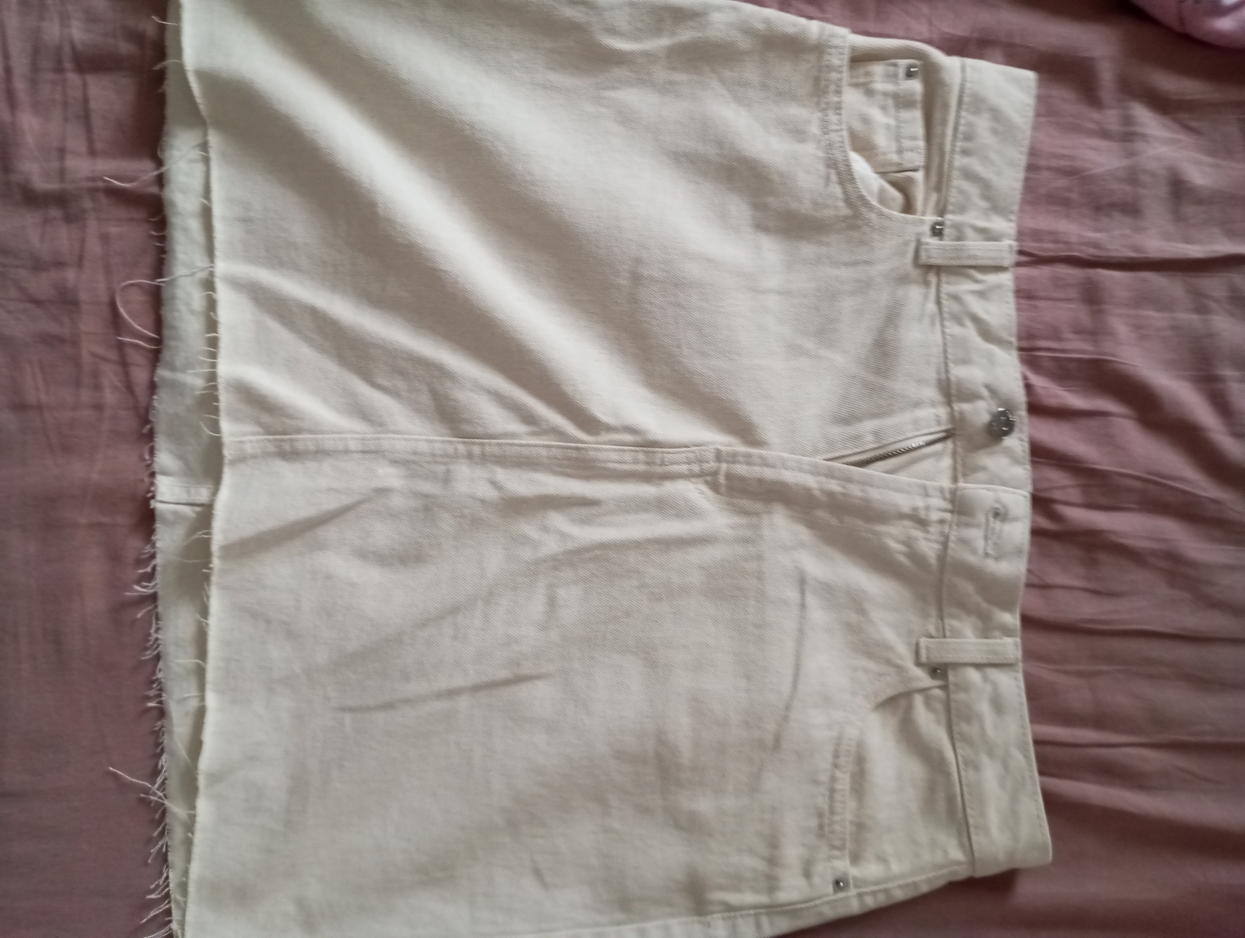 Vend jupes neufs