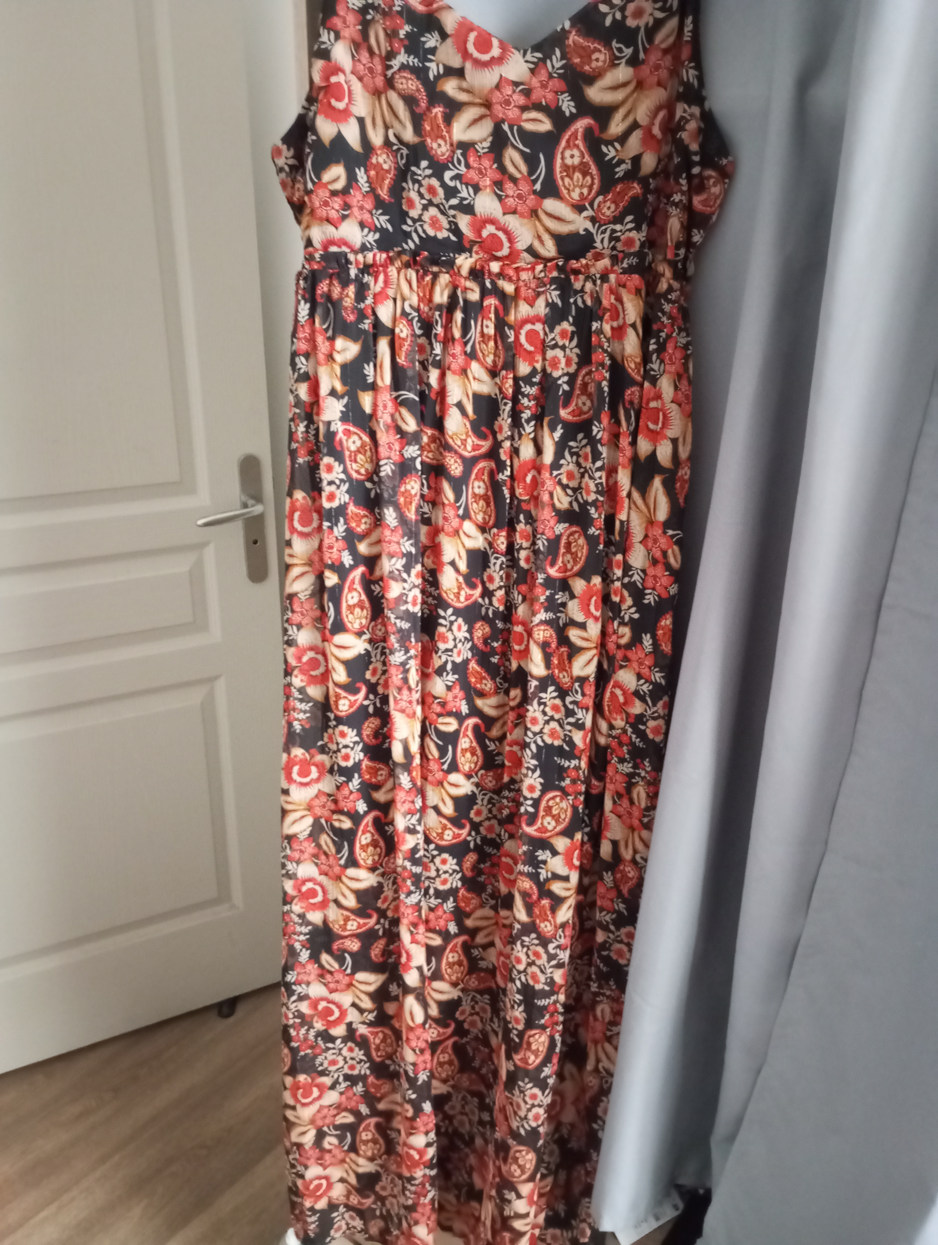 Vend robe neuf