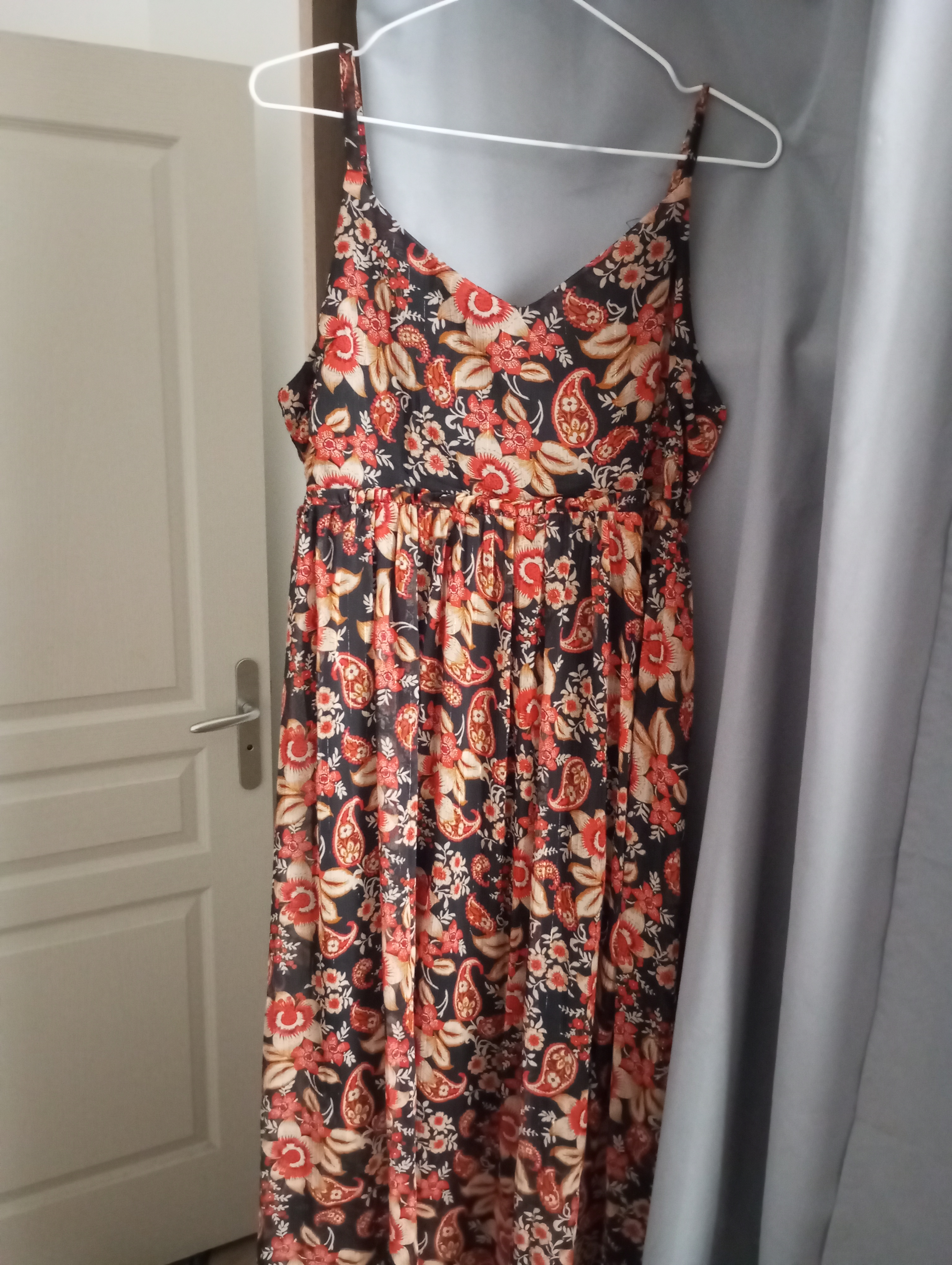 Vend robe neuf
