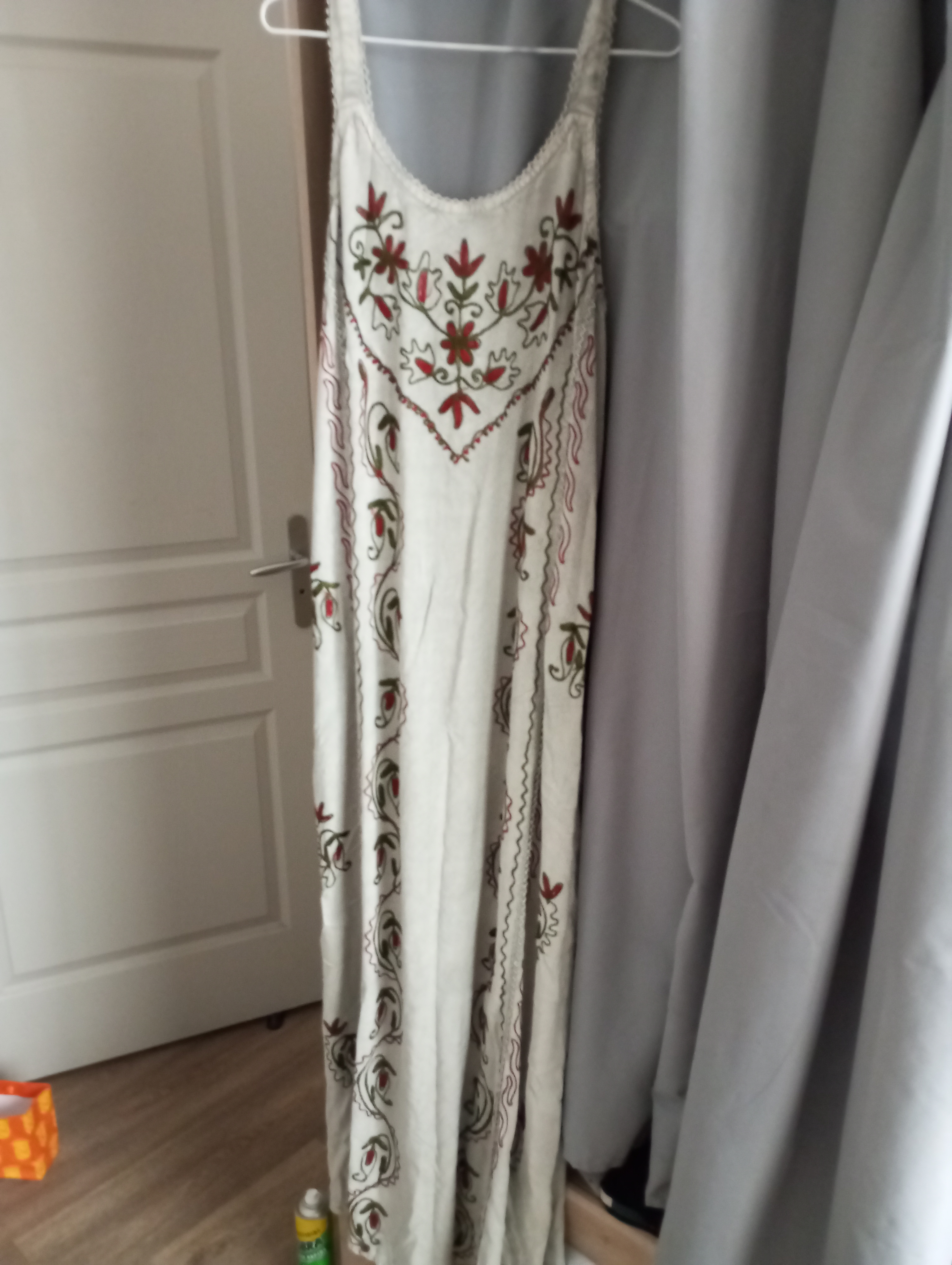 Vend robe neuf