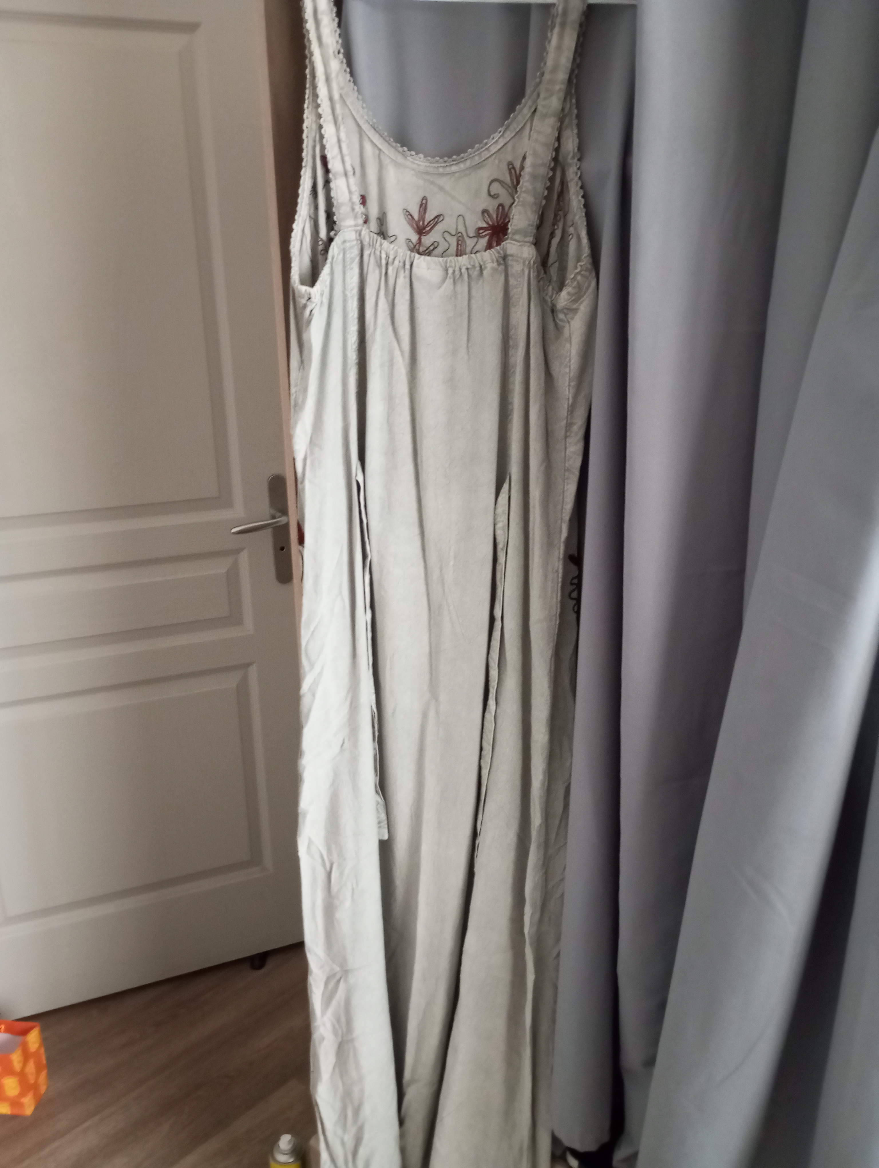 Vend robe neuf