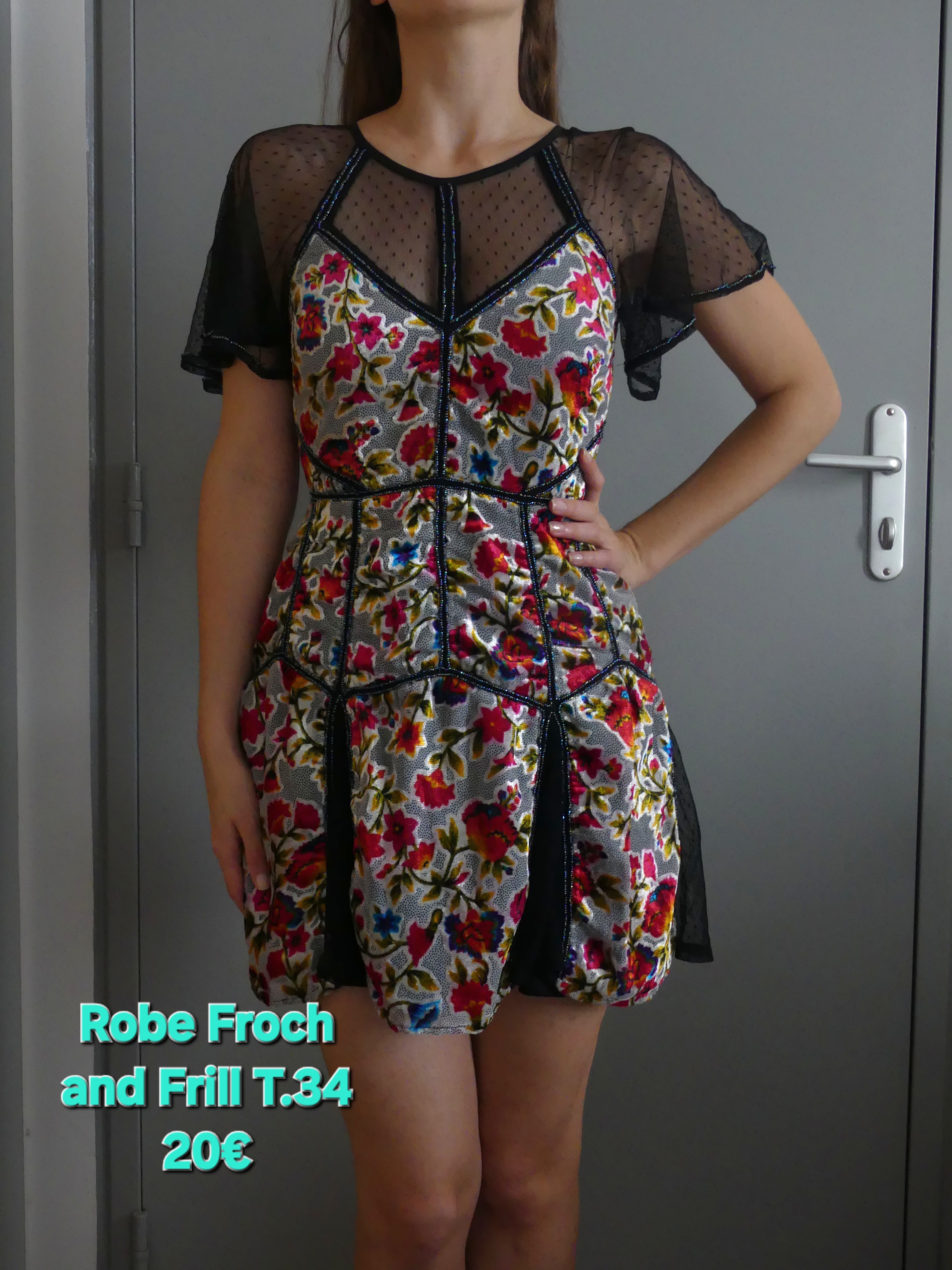 Robe patineuse dentelle et velours