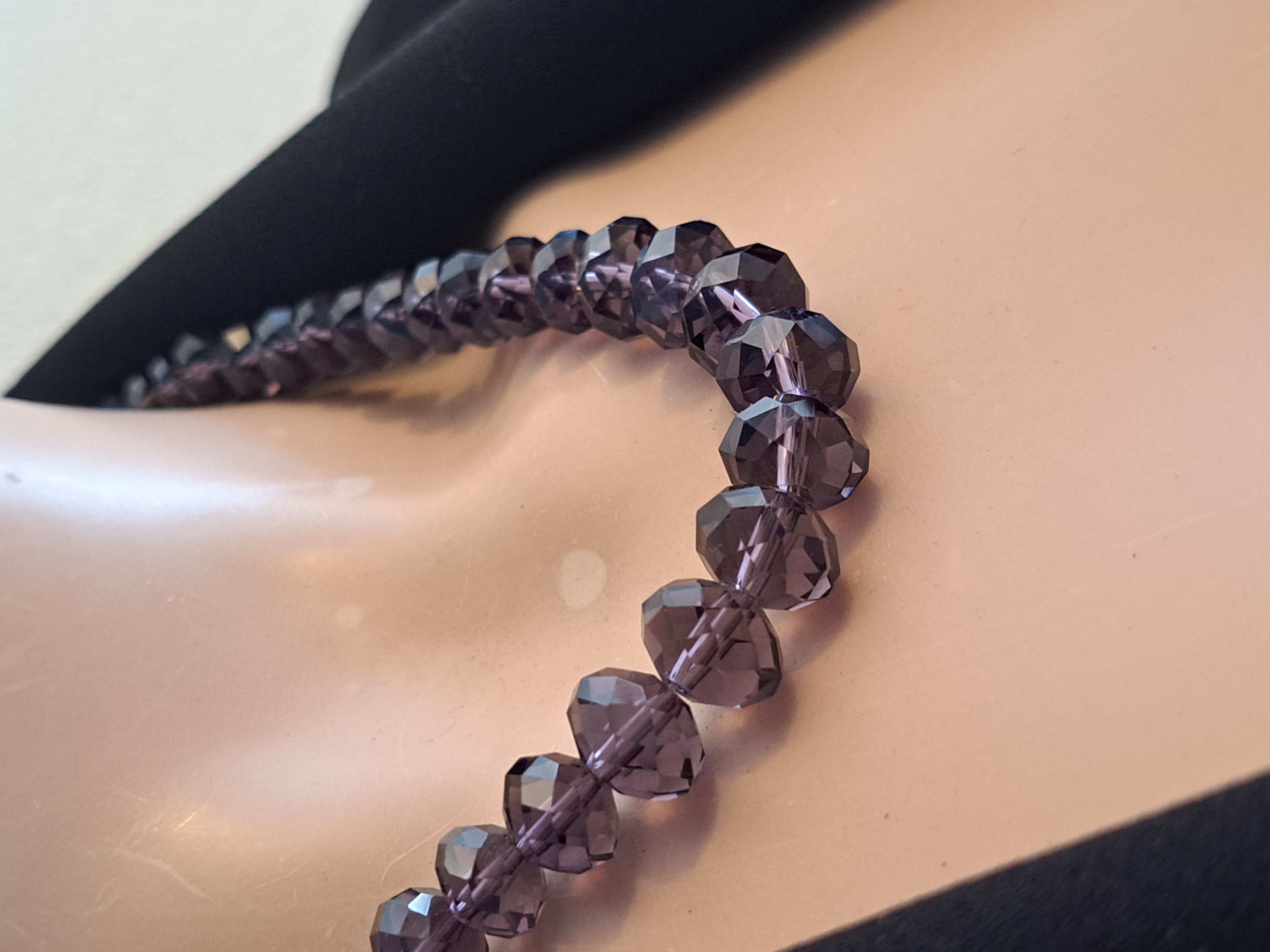 Parure de perles cristal mauve , collier + bracelet NEUF