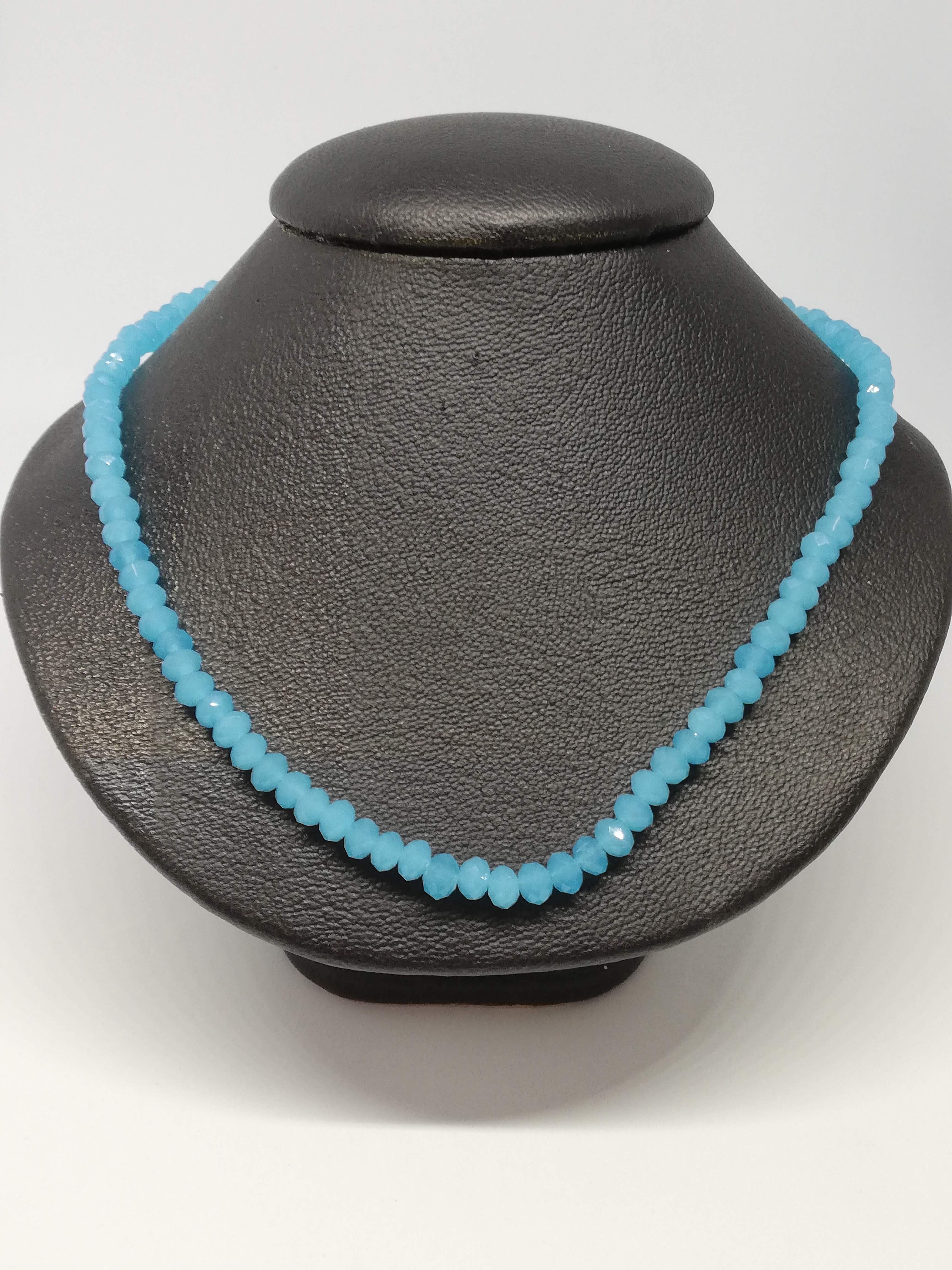 Parure perles de cristal ,bleu , collier + bracelet NEUF
