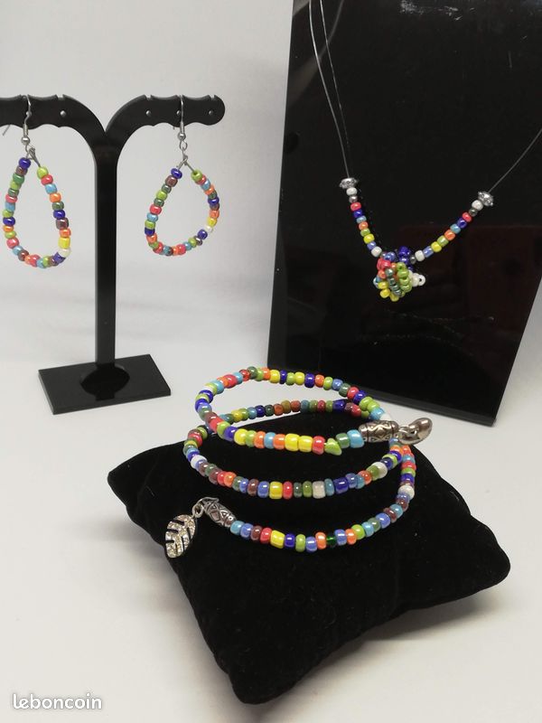 Parure perles de rocailles Fait mains NEUF