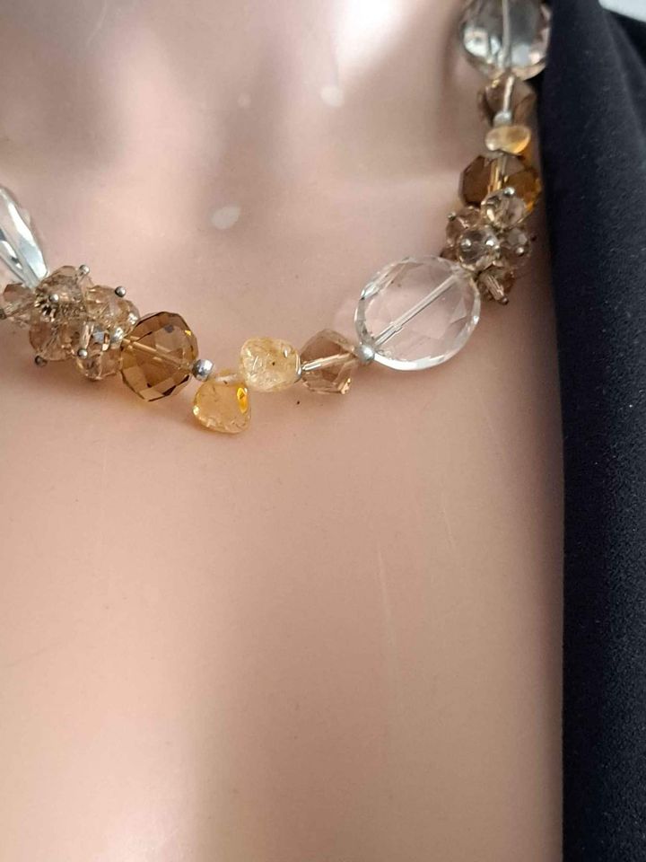 Collier perles de cristal de bohèmes NEUF
