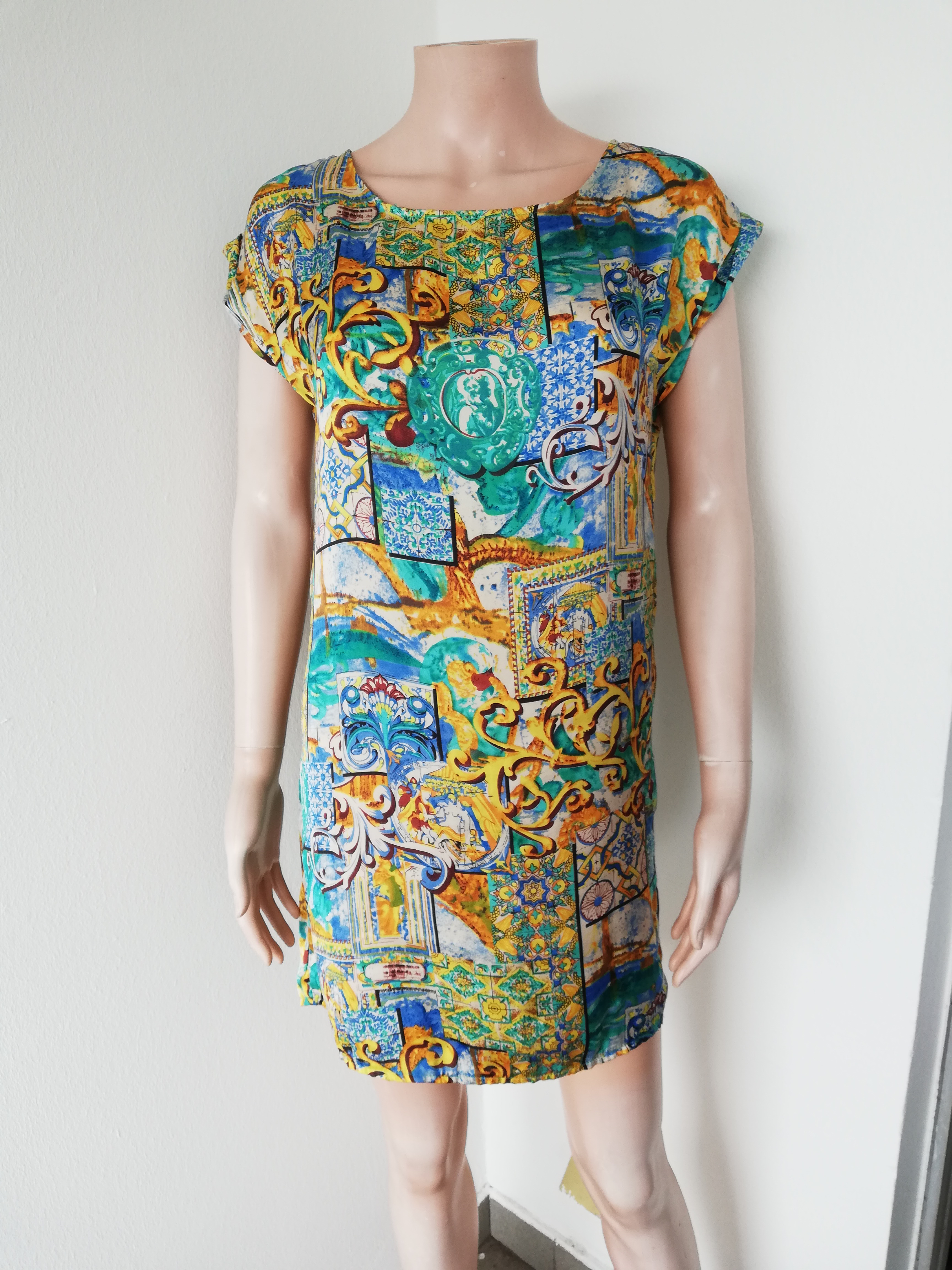 Divers robes imprimés taille 36
