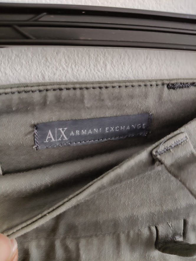 Jupe mi longue marque ARMANI T 36