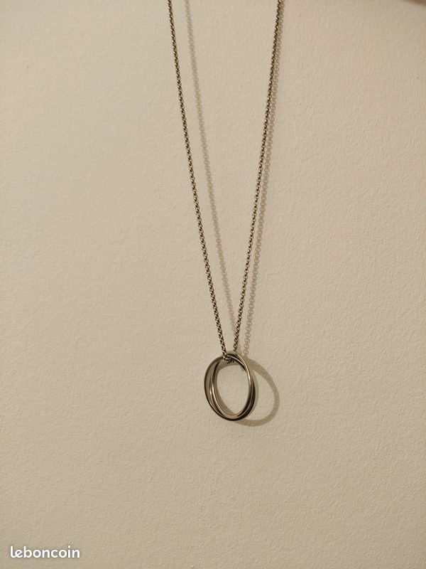 Bijoux CALVIN KLEIN collection , chaîne longue  et pendentif