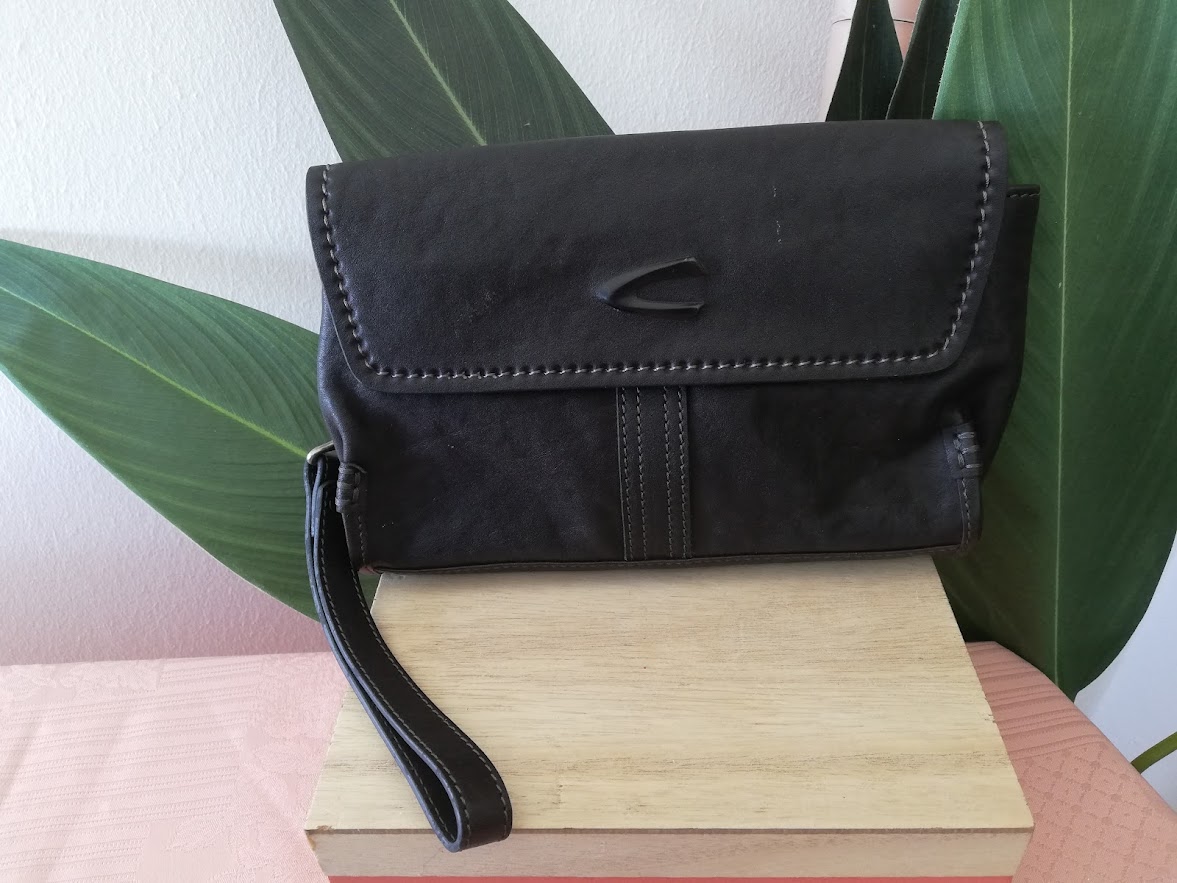 Pochette en cuir de la marque Camel active USA