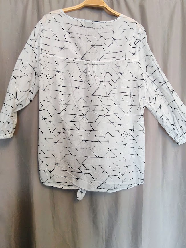 Haut fem blouse impriné T38 marque YESSICA