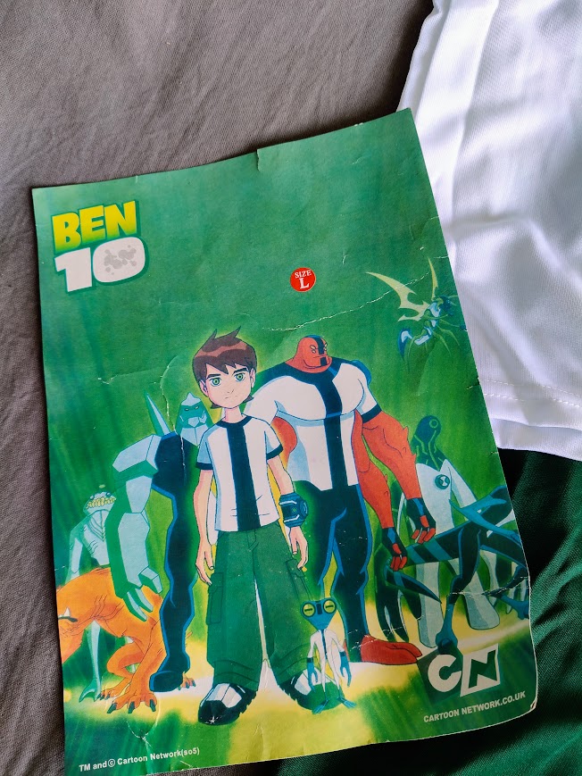 Ens pantalon déguisement BEN TEN garçon NEUF