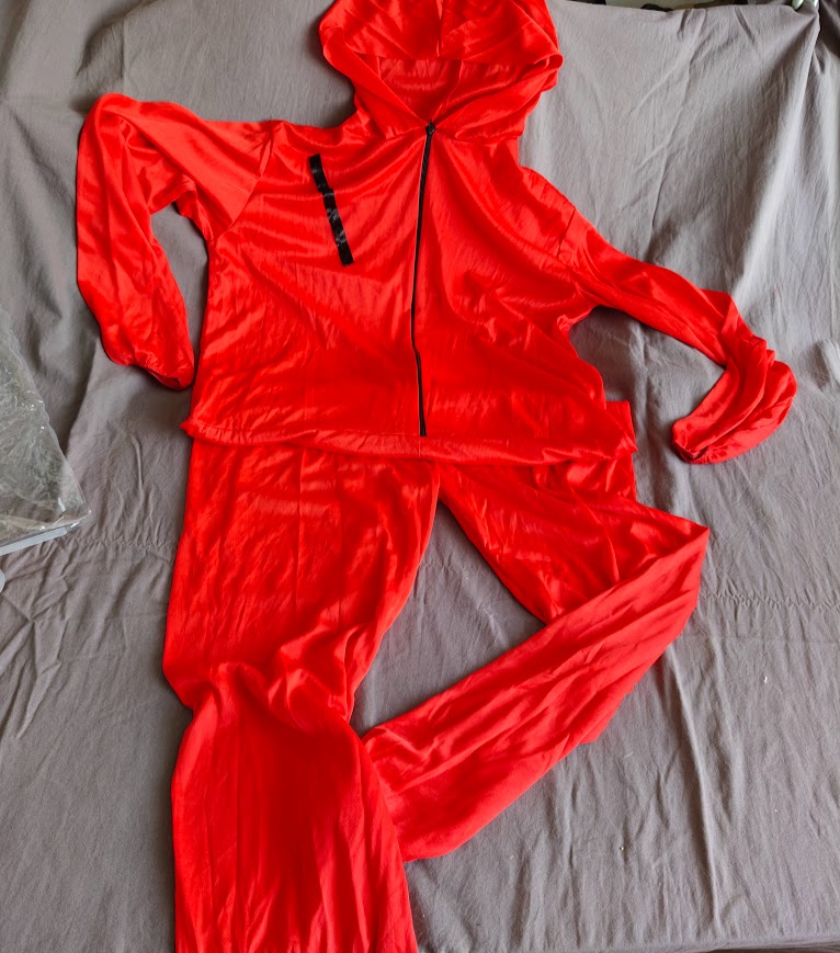 Déguisement adulte CASA DE PAPEL taille M NEUF