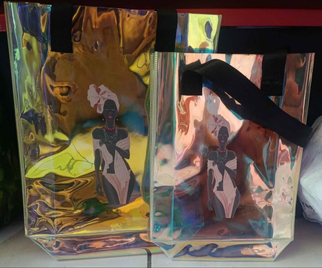 Sac arc en ciel avec une femme africaine dessus neuf