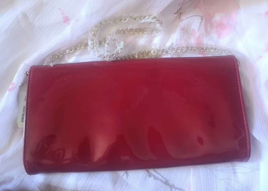 Sac de soirée rouge neuf
