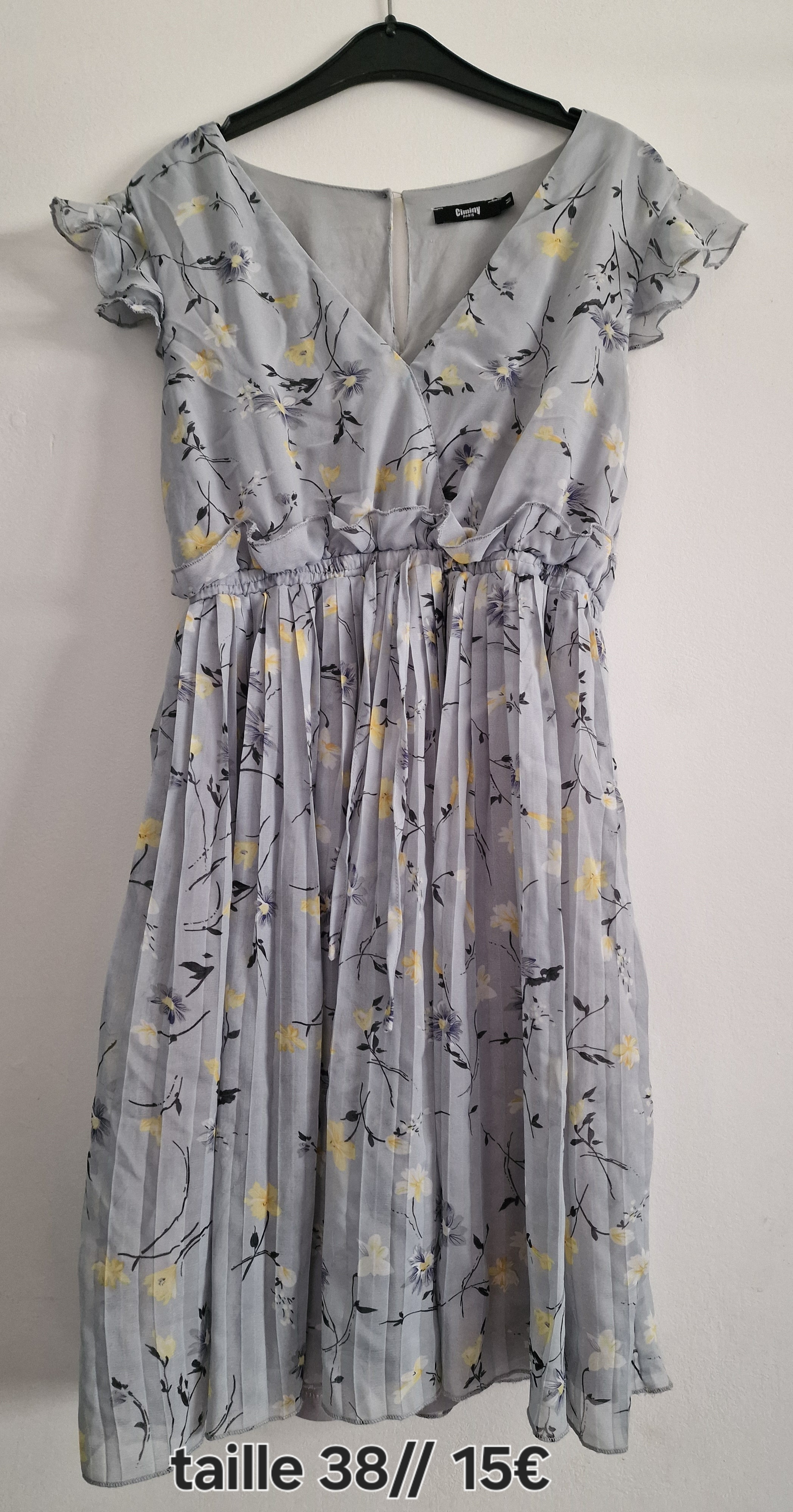 Vend robe taille 38