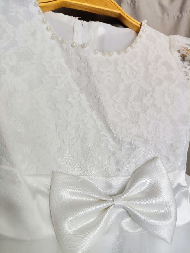 Robe cérémonie enfant 5/6 ans NEUF