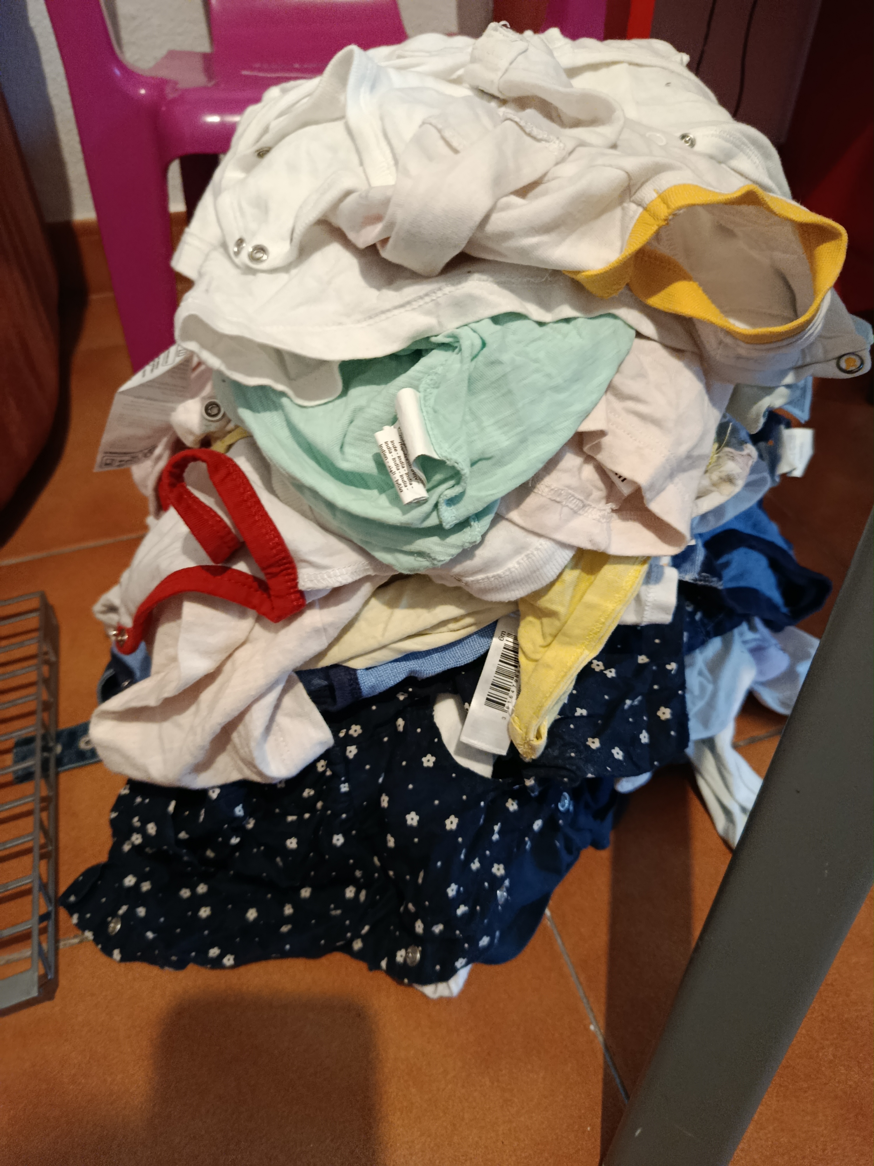 Lot Vêtements bébé fille et garçon