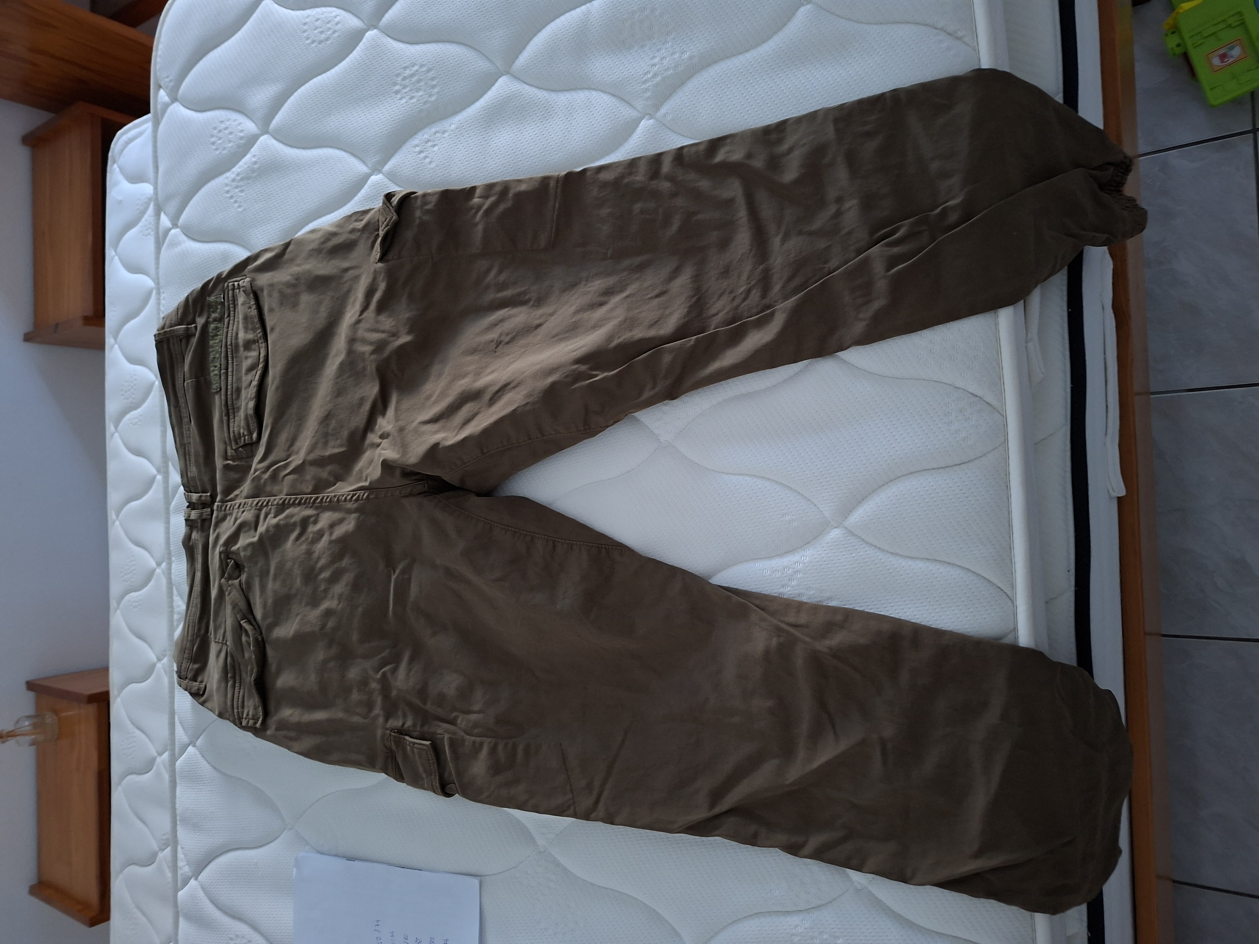 Pantalon cargo